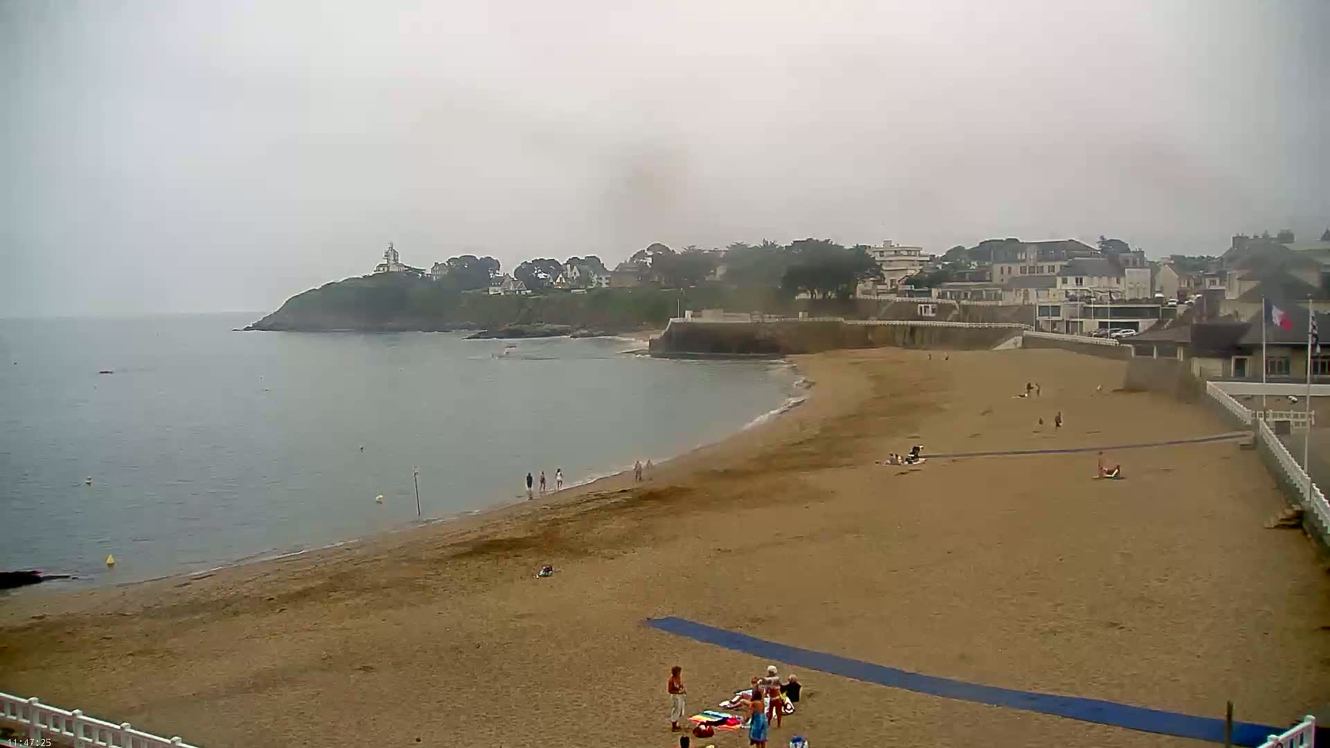 Saint-Quay-Portrieux Beach Live Cam - Saint-Breiuc, Cotes-d'Armor, Bretagne, France