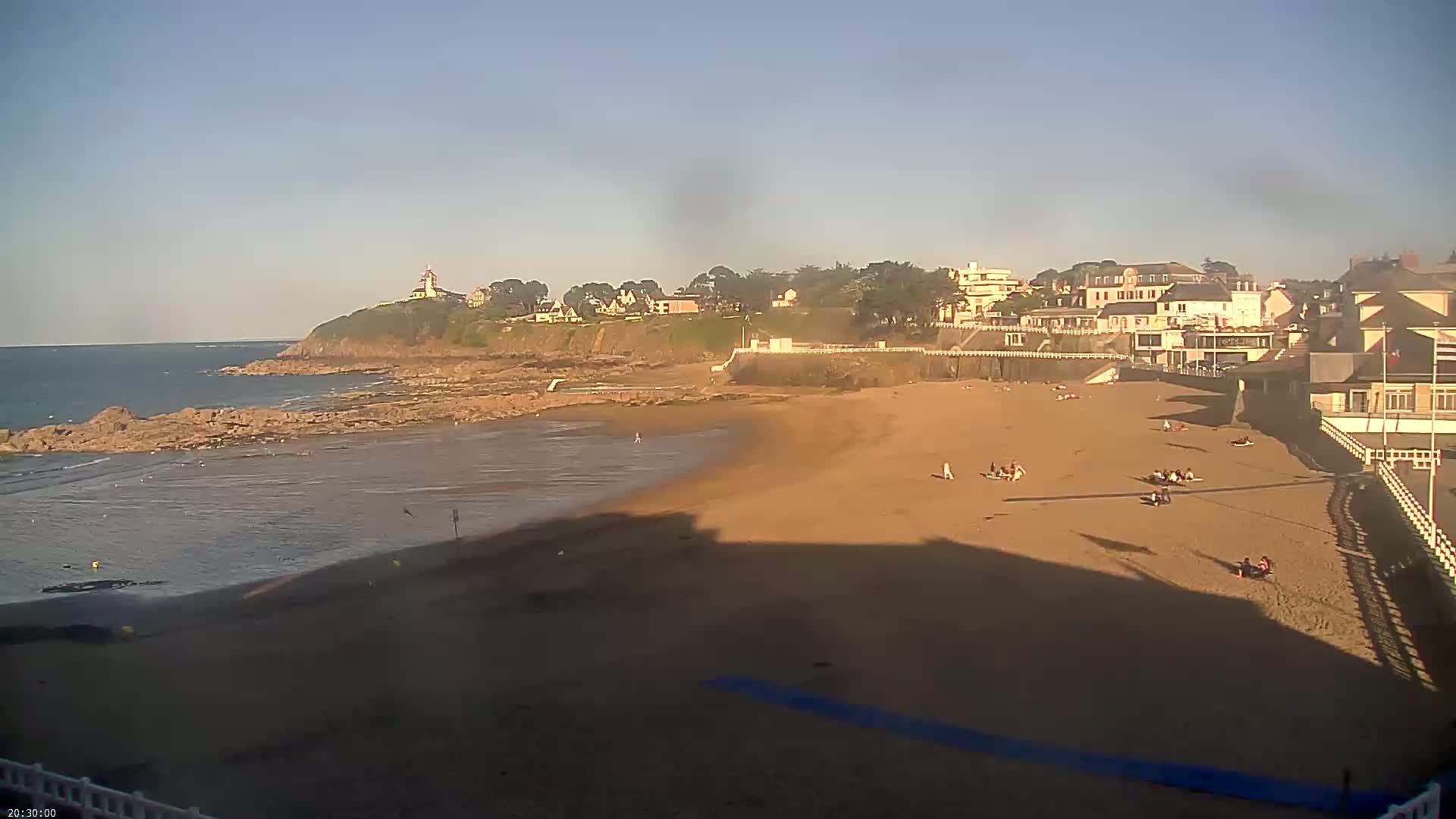 Saint-Quay-Portrieux Beach Live Cam - Saint-Breiuc, Cotes-d'Armor, Bretagne, France