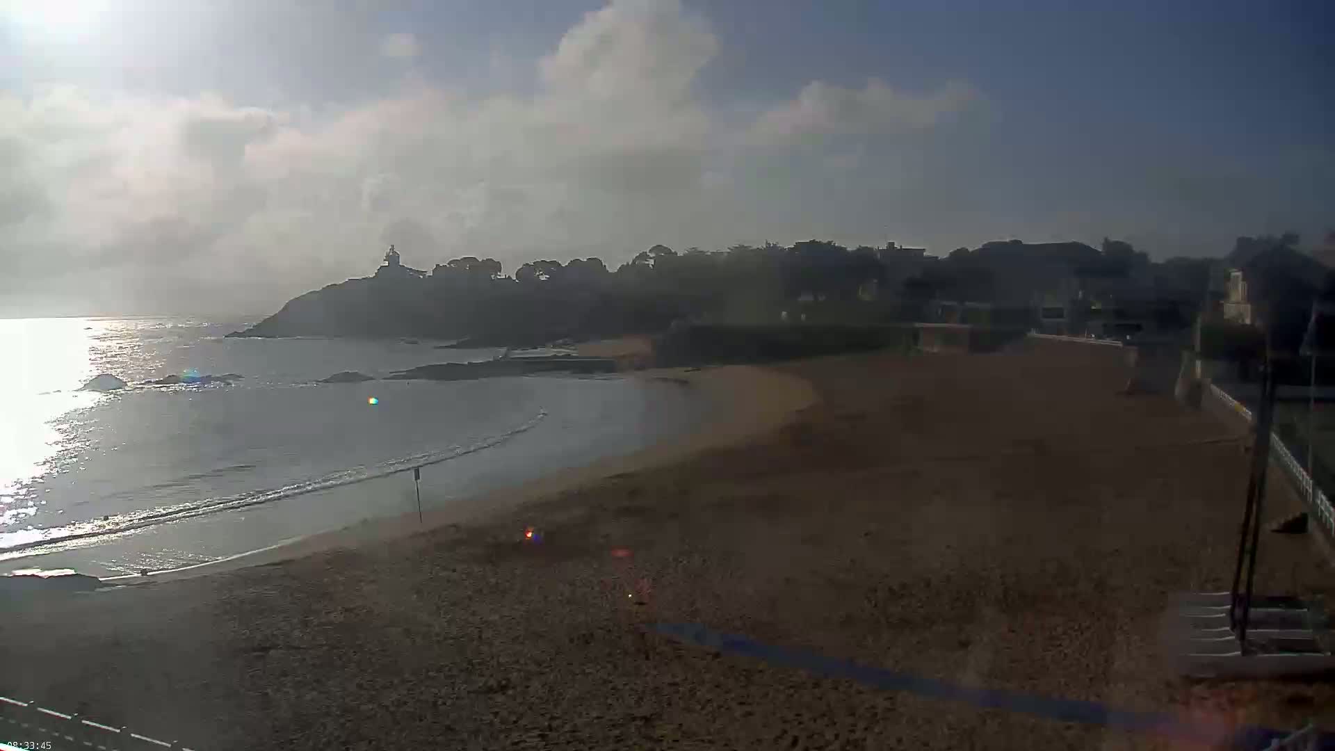 Saint-Quay-Portrieux Beach Live Cam - Saint-Breiuc, Cotes-d'Armor, Bretagne, France