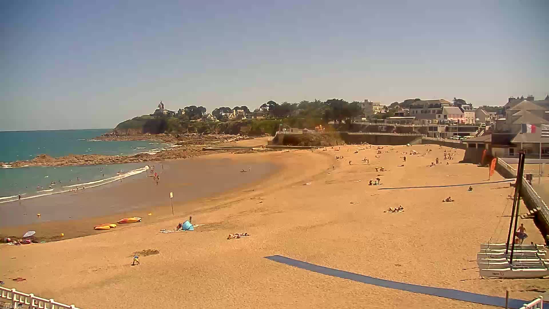 Saint-Quay-Portrieux Beach Live Cam - Saint-Breiuc, Cotes-d'Armor, Bretagne, France