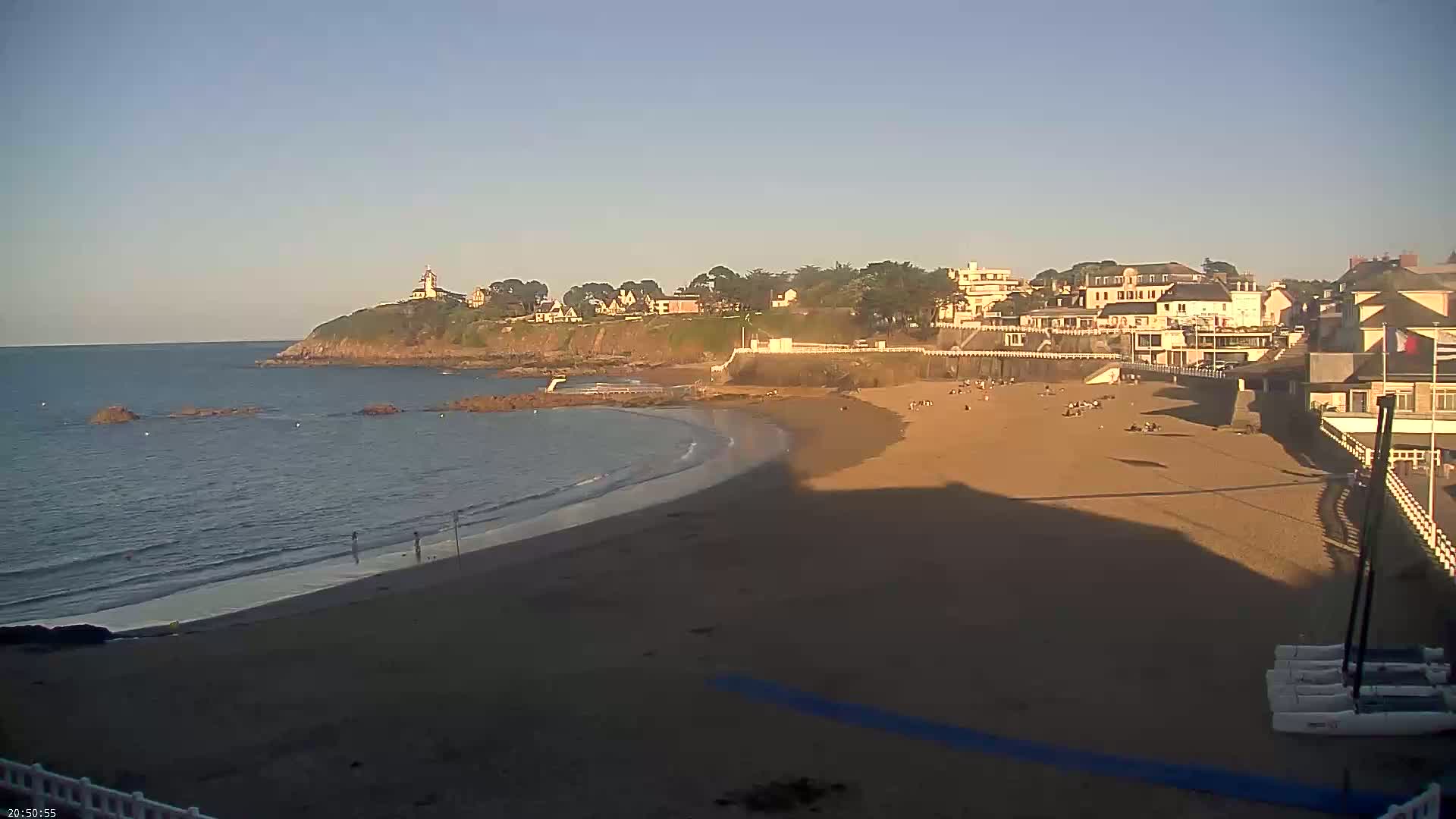 Saint-Quay-Portrieux Beach Live Cam - Saint-Breiuc, Cotes-d'Armor, Bretagne, France