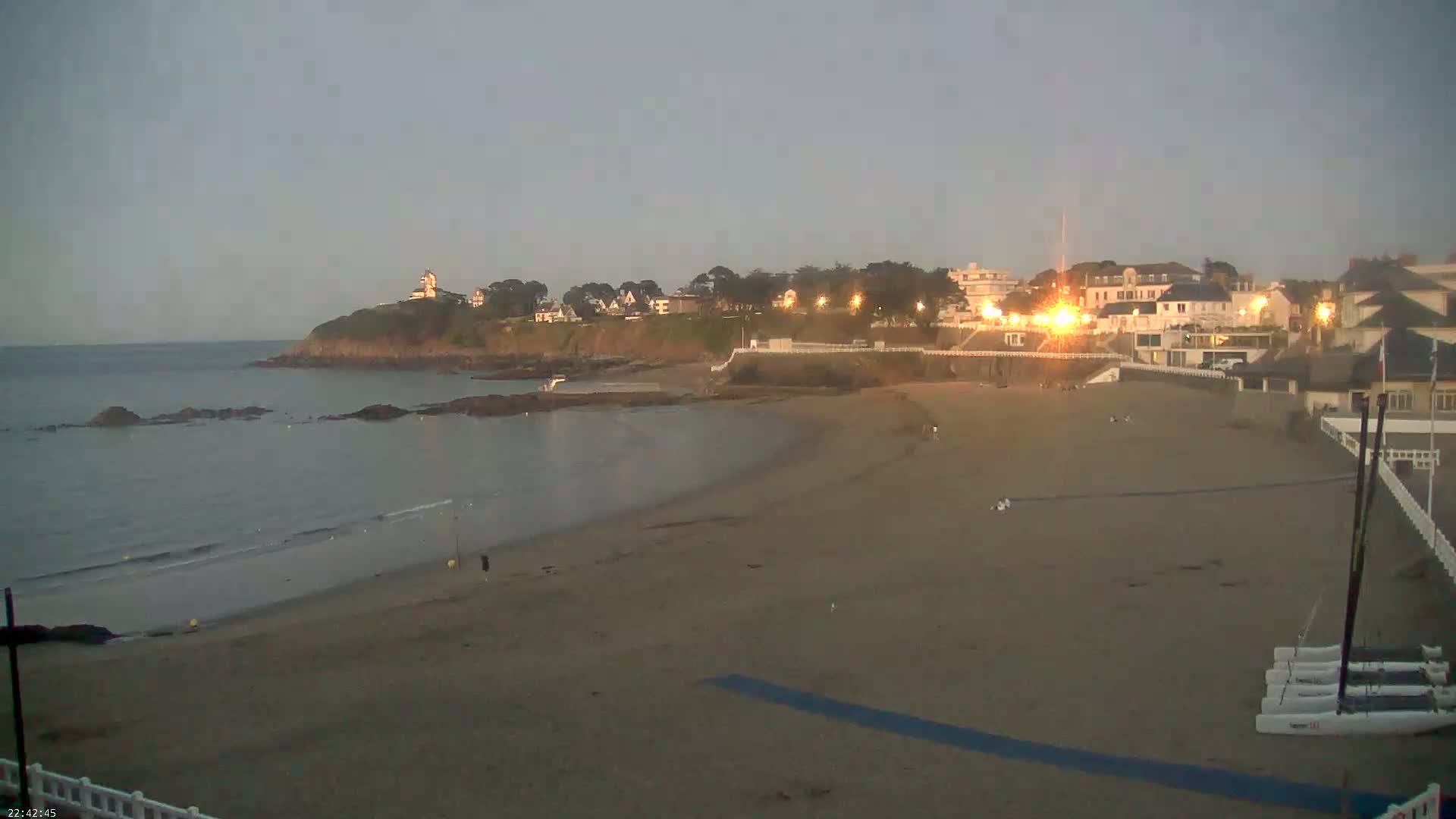 Saint-Quay-Portrieux Beach Live Cam - Saint-Breiuc, Cotes-d'Armor, Bretagne, France