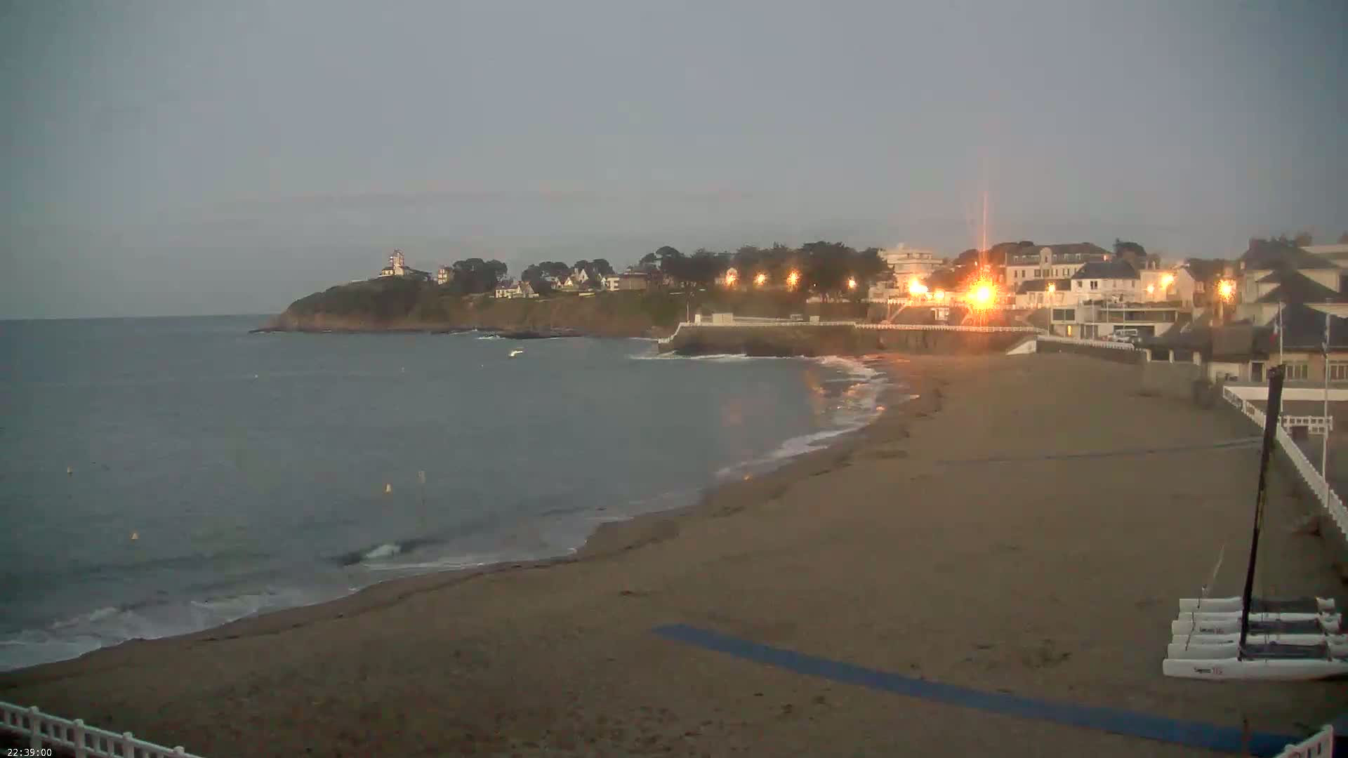 Saint-Quay-Portrieux Beach Live Cam - Saint-Breiuc, Cotes-d'Armor, Bretagne, France