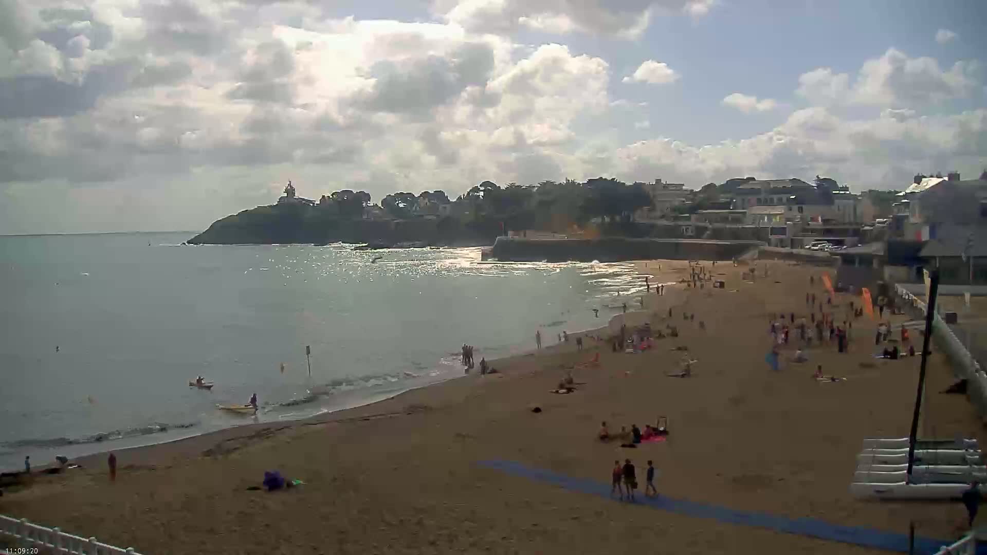 Saint-Quay-Portrieux Beach Live Cam - Saint-Breiuc, Cotes-d'Armor, Bretagne, France