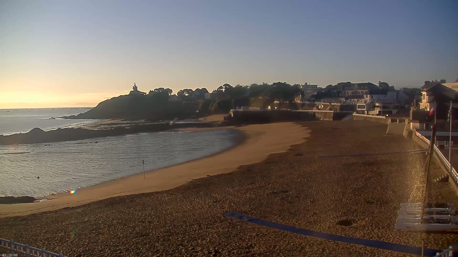 Saint-Quay-Portrieux Beach Live Cam - Saint-Breiuc, Cotes-d'Armor, Bretagne, France