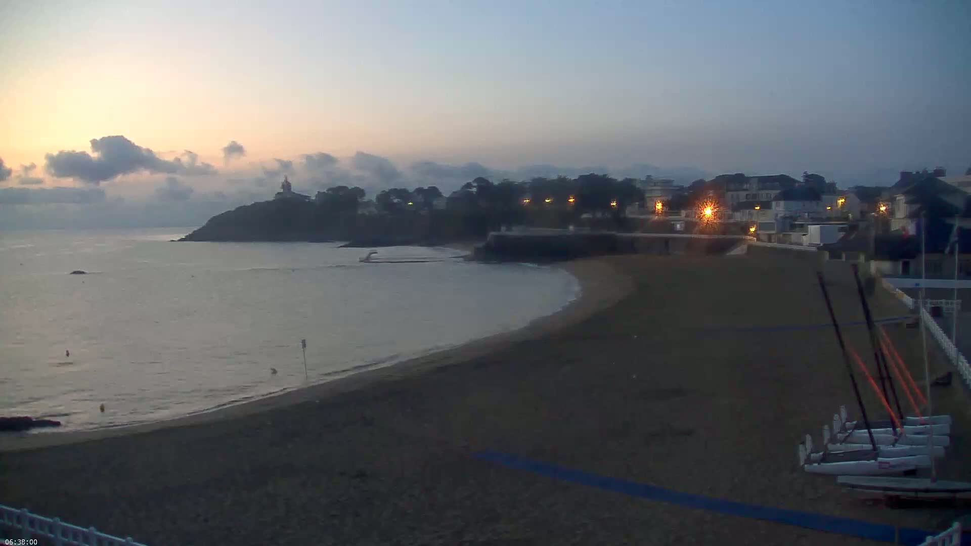 Saint-Quay-Portrieux Beach Live Cam - Saint-Breiuc, Cotes-d'Armor, Bretagne, France