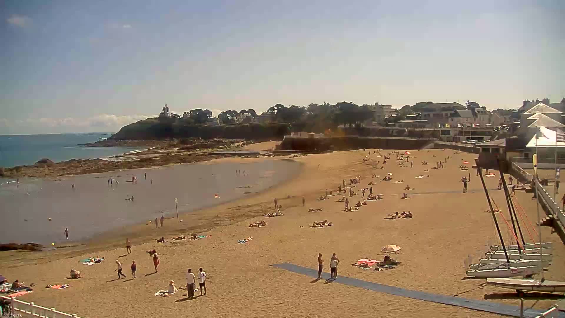 Saint-Quay-Portrieux Beach Live Cam - Saint-Breiuc, Cotes-d'Armor, Bretagne, France