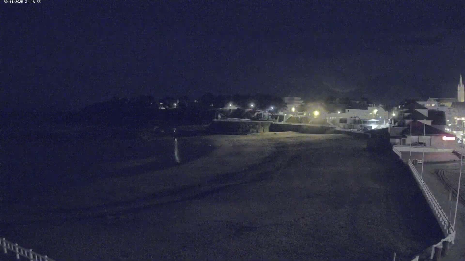 Saint-Quay-Portrieux Beach Live Cam - Saint-Breiuc, Cotes-d'Armor, Bretagne, France