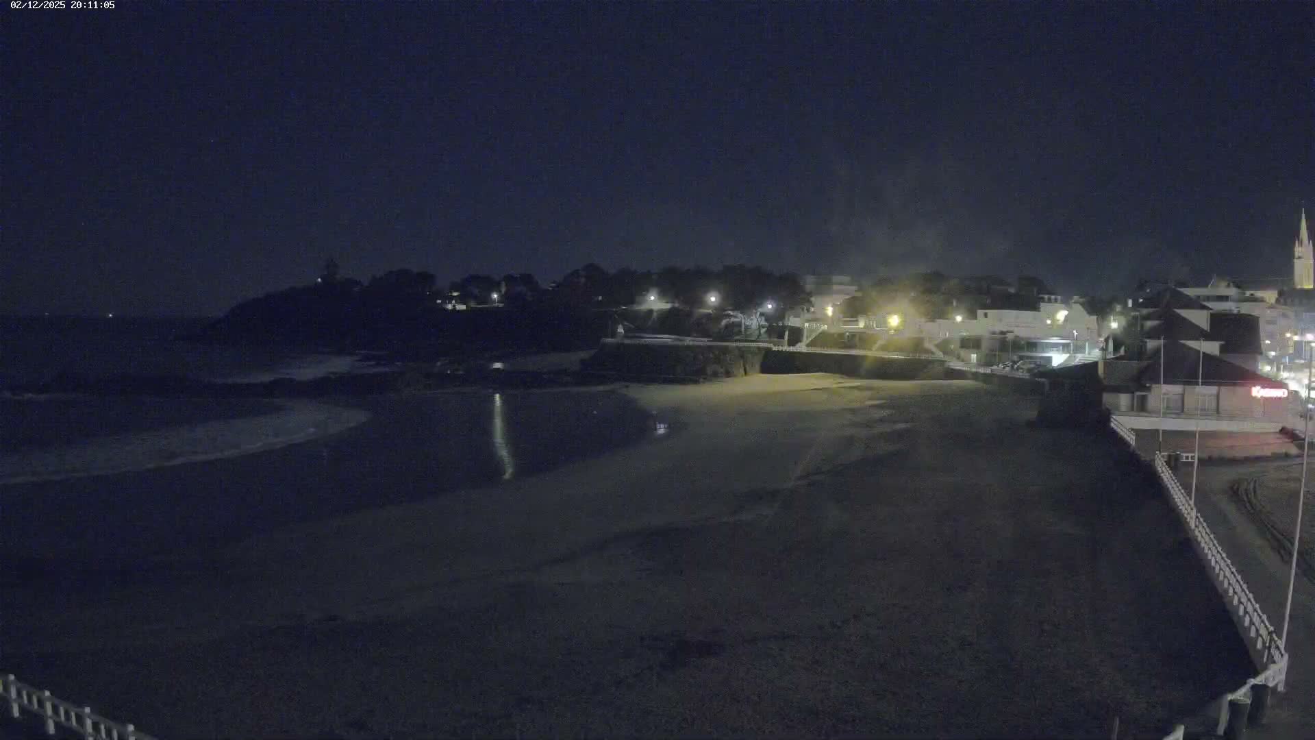 Saint-Quay-Portrieux Beach Live Cam - Saint-Breiuc, Cotes-d'Armor, Bretagne, France