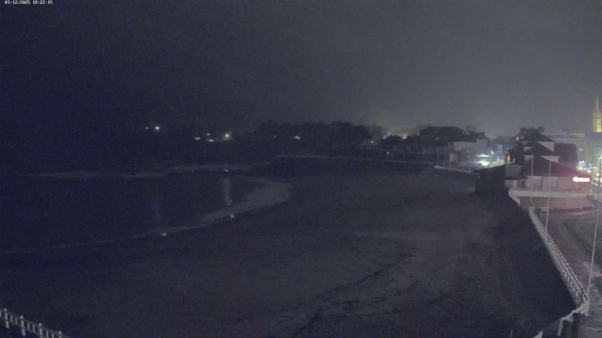 Saint-Quay-Portrieux Beach Live Cam - Saint-Breiuc, Cotes-d'Armor, Bretagne, France