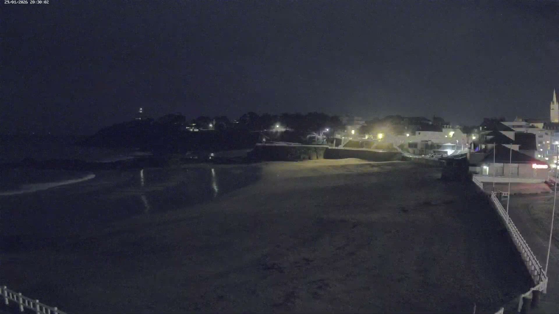 Saint-Quay-Portrieux Beach Live Cam - Saint-Breiuc, Cotes-d'Armor, Bretagne, France