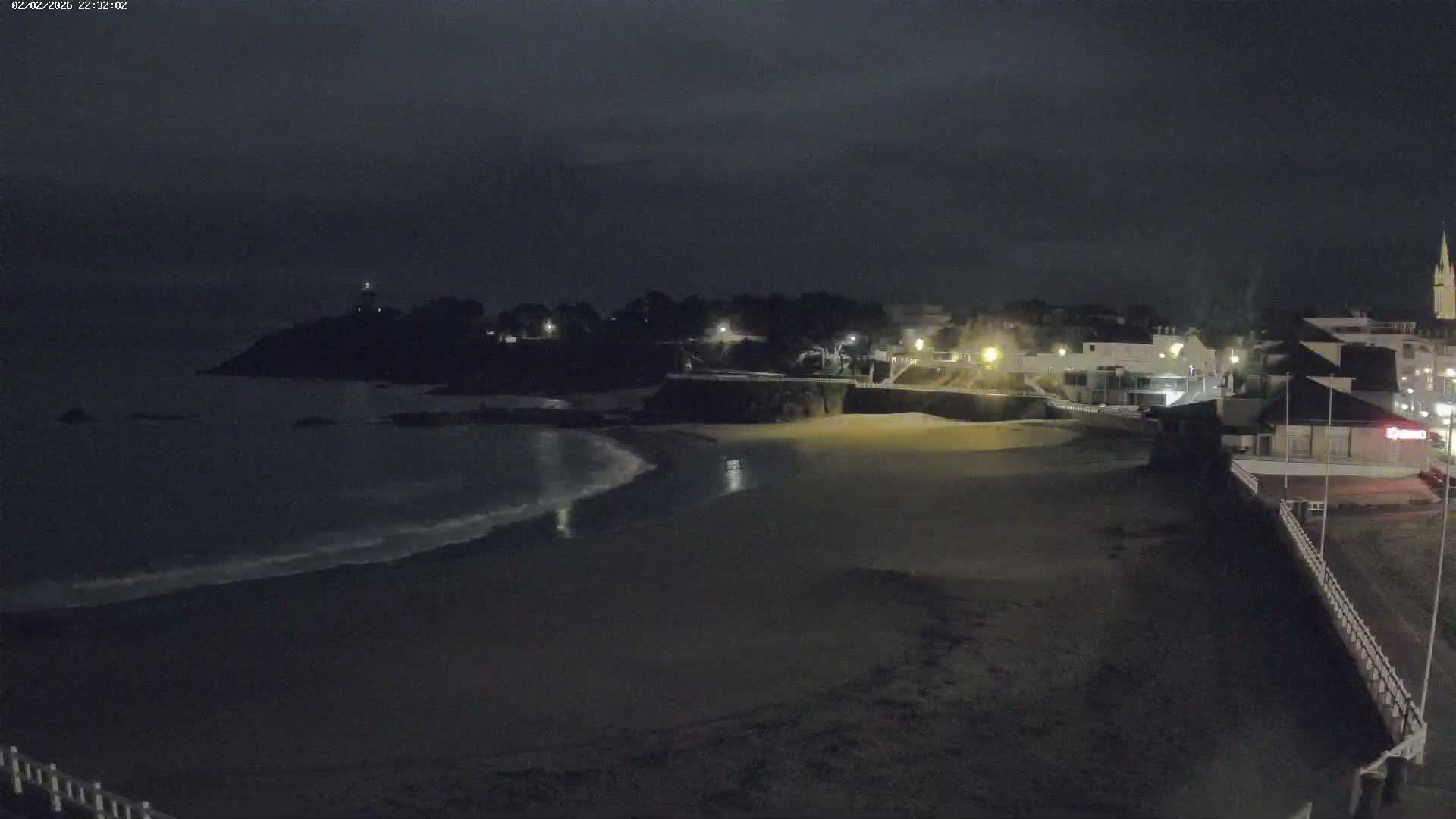 Saint-Quay-Portrieux Beach Live Cam - Saint-Breiuc, Cotes-d'Armor, Bretagne, France