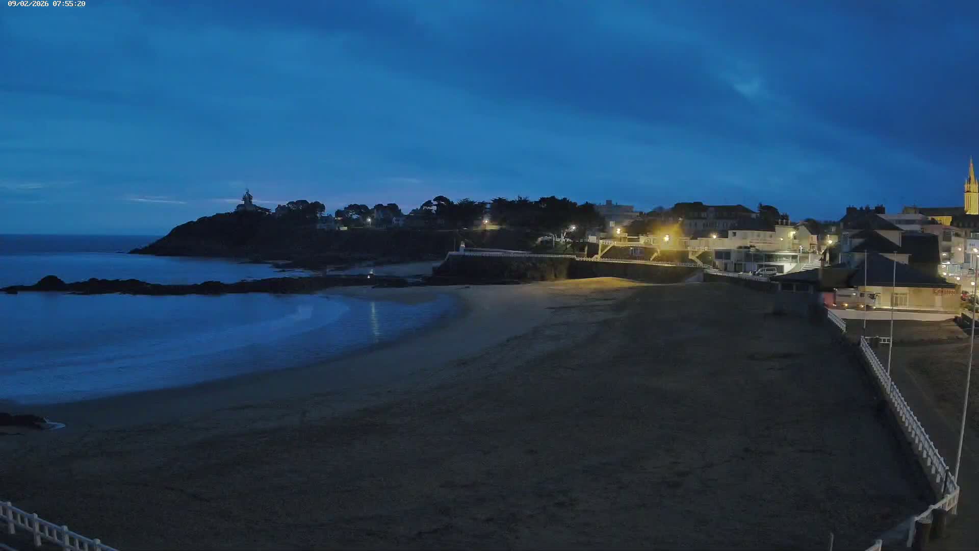 Saint-Quay-Portrieux Beach Live Cam - Saint-Breiuc, Cotes-d'Armor, Bretagne, France