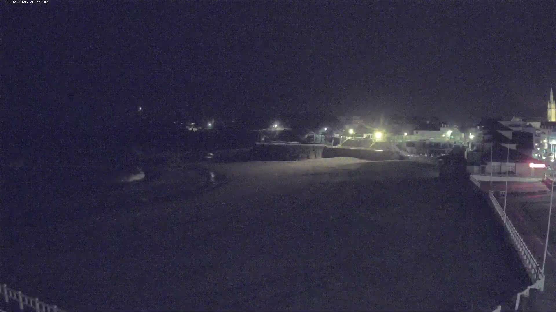 Saint-Quay-Portrieux Beach Live Cam - Saint-Breiuc, Cotes-d'Armor, Bretagne, France