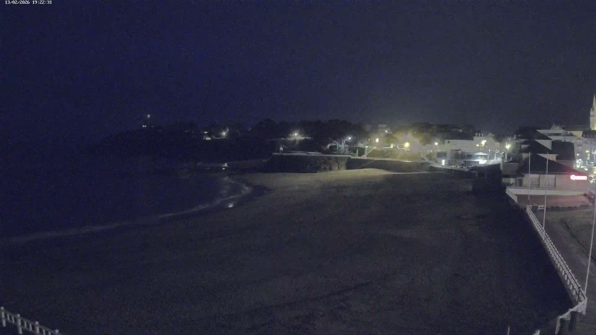 Saint-Quay-Portrieux Beach Live Cam - Saint-Breiuc, Cotes-d'Armor, Bretagne, France