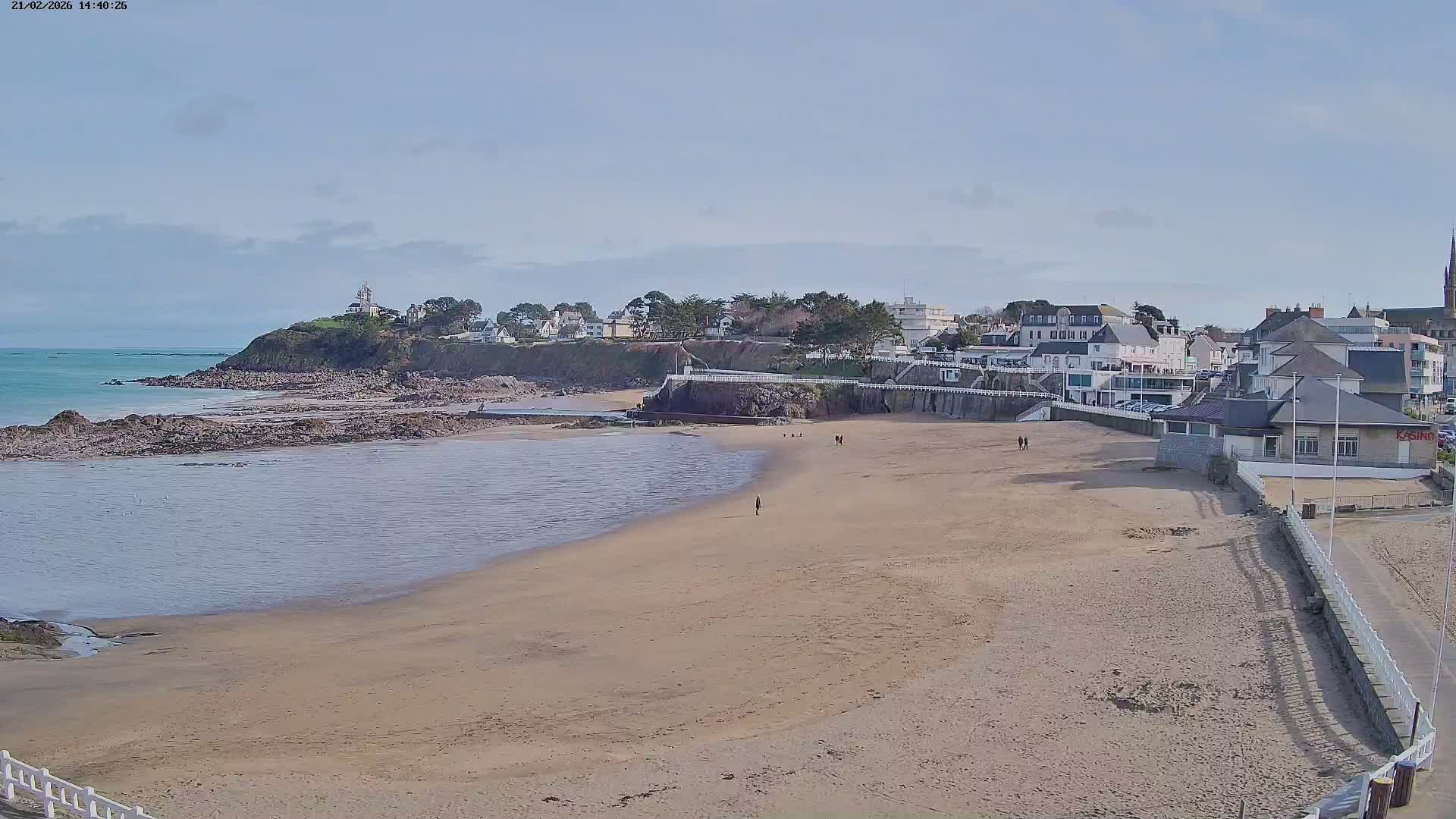 Saint-Quay-Portrieux Beach Live Cam - Saint-Breiuc, Cotes-d'Armor, Bretagne, France