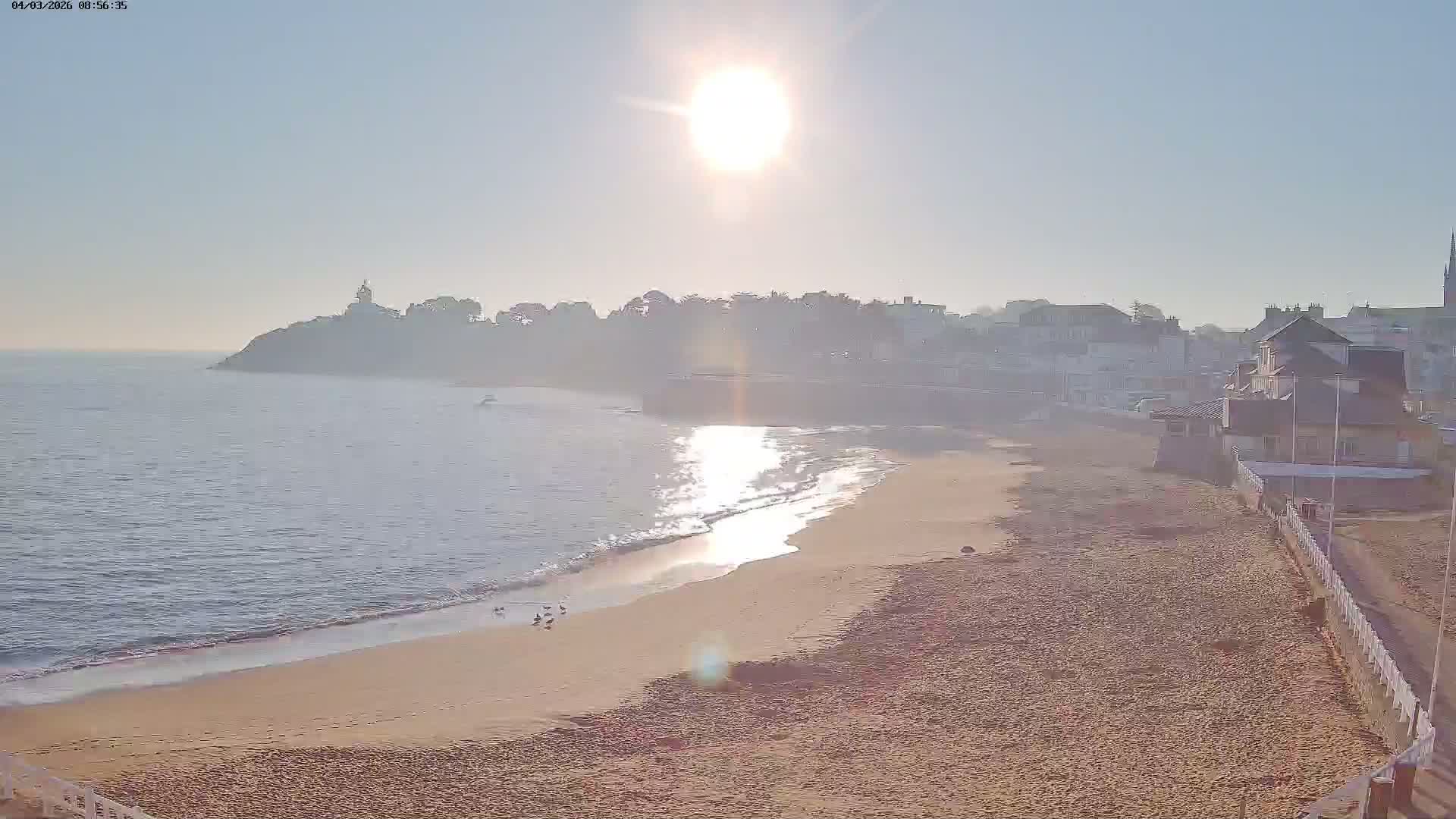 Saint-Quay-Portrieux Beach Live Cam - Saint-Breiuc, Cotes-d'Armor, Bretagne, France