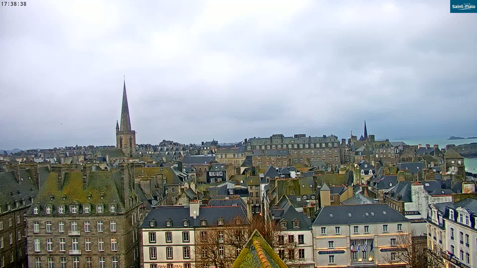Saint-Malo City Skyline PTZ Live Cam - Saint-Malo, Ille-et-Vilaine, Bretagne, France