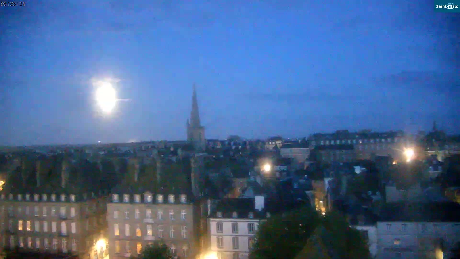 Saint-Malo City Skyline PTZ Live Cam - Saint-Malo, Ille-et-Vilaine, Bretagne, France
