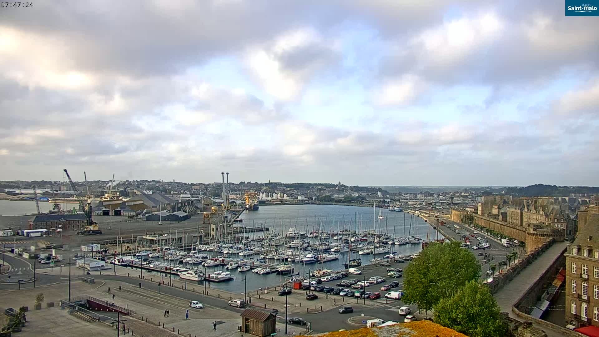 Saint-Malo City Skyline PTZ Live Cam - Saint-Malo, Ille-et-Vilaine, Bretagne, France