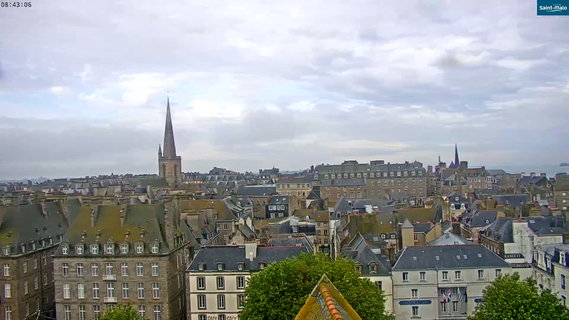 Saint-Malo City Skyline PTZ Live Cam - Saint-Malo, Ille-et-Vilaine, Bretagne, France