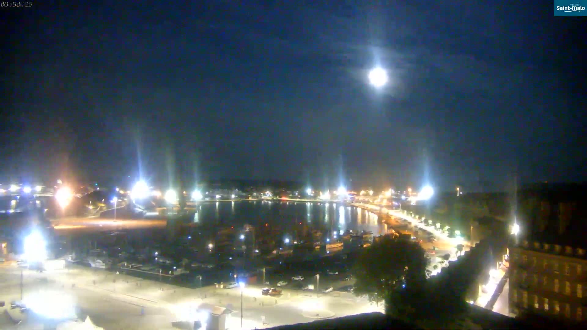 Saint-Malo City Skyline PTZ Live Cam - Saint-Malo, Ille-et-Vilaine, Bretagne, France