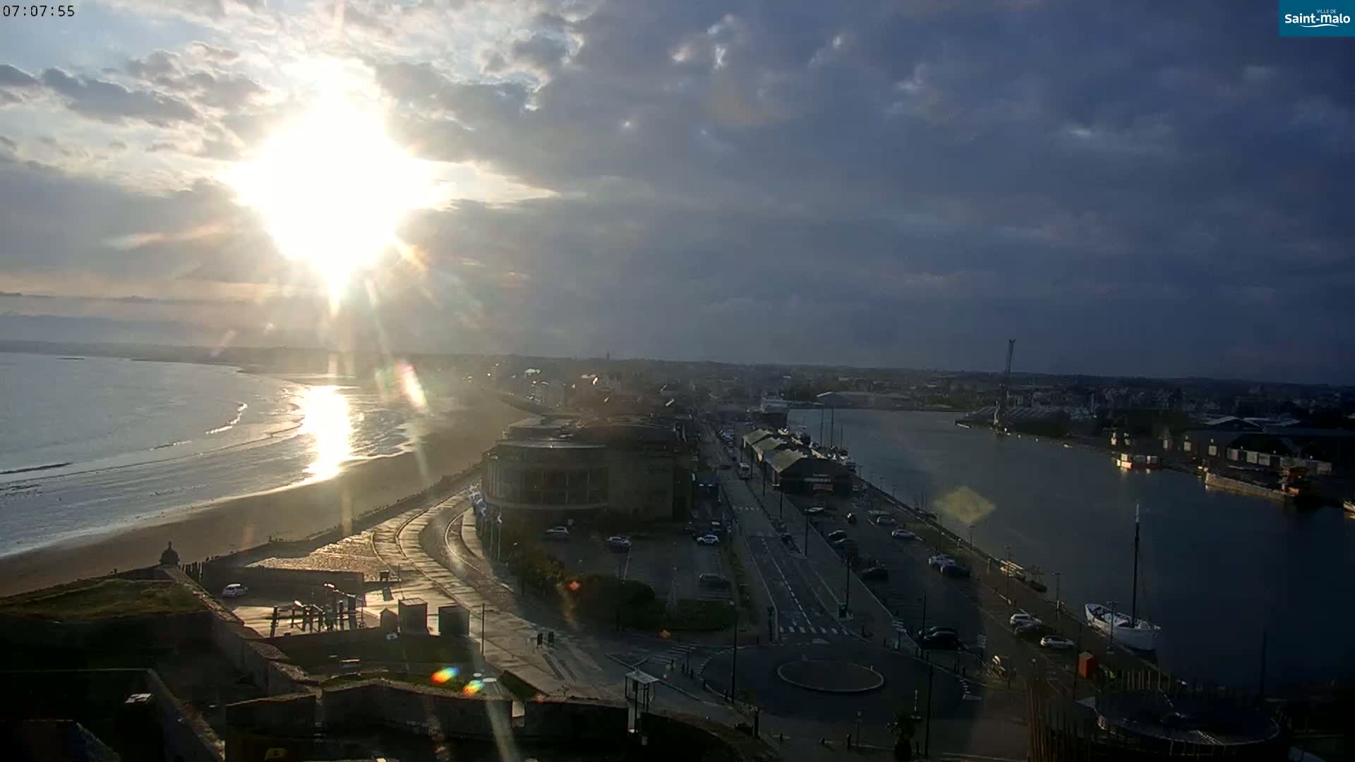Saint-Malo City Skyline PTZ Live Cam - Saint-Malo, Ille-et-Vilaine, Bretagne, France