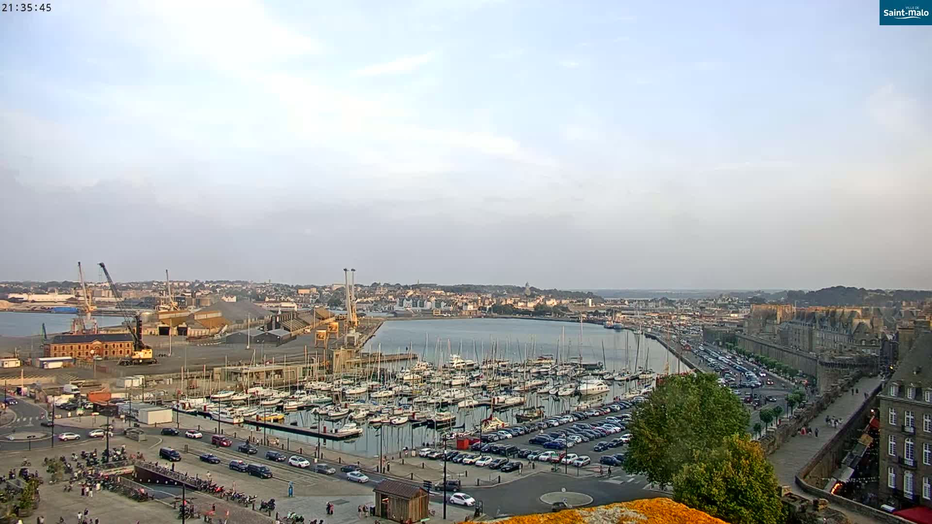 Saint-Malo City Skyline PTZ Live Cam - Saint-Malo, Ille-et-Vilaine, Bretagne, France