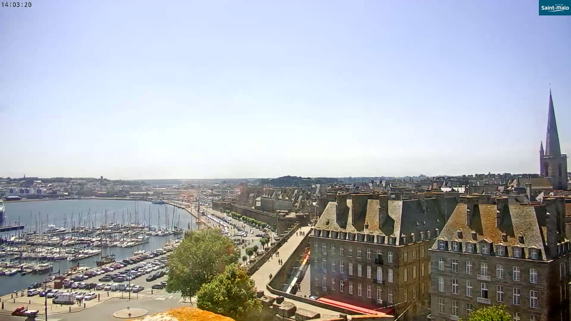 Saint-Malo City Skyline PTZ Live Cam - Saint-Malo, Ille-et-Vilaine, Bretagne, France