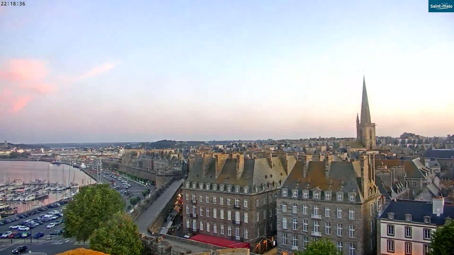 Saint-Malo City Skyline PTZ Live Cam - Saint-Malo, Ille-et-Vilaine, Bretagne, France