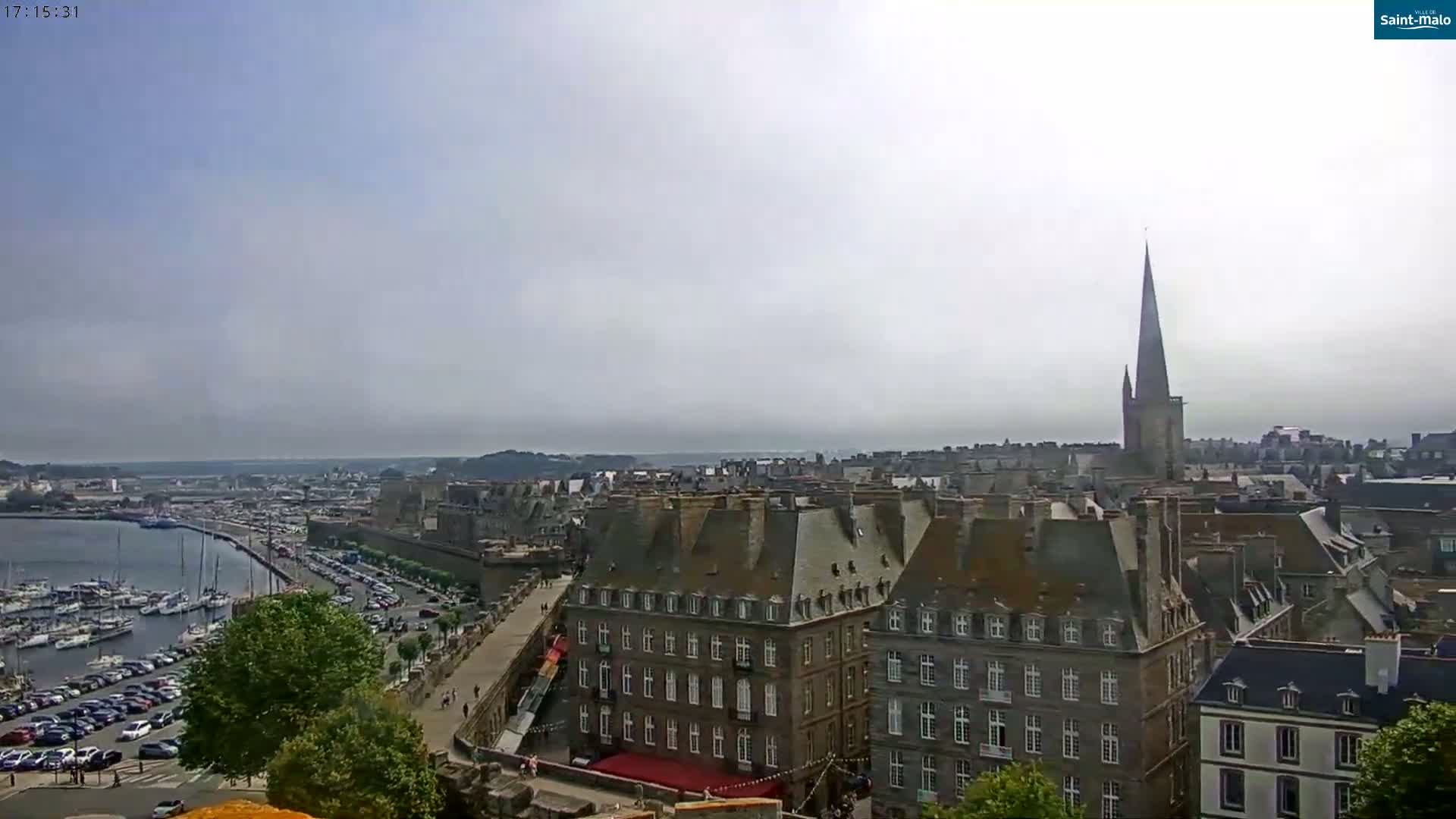 Saint-Malo City Skyline PTZ Live Cam - Saint-Malo, Ille-et-Vilaine, Bretagne, France