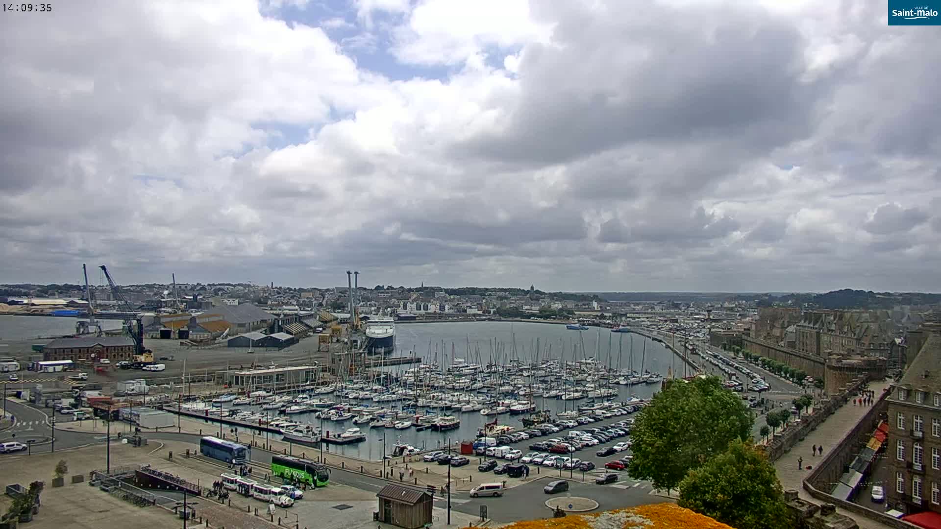 Saint-Malo City Skyline PTZ Live Cam - Saint-Malo, Ille-et-Vilaine, Bretagne, France