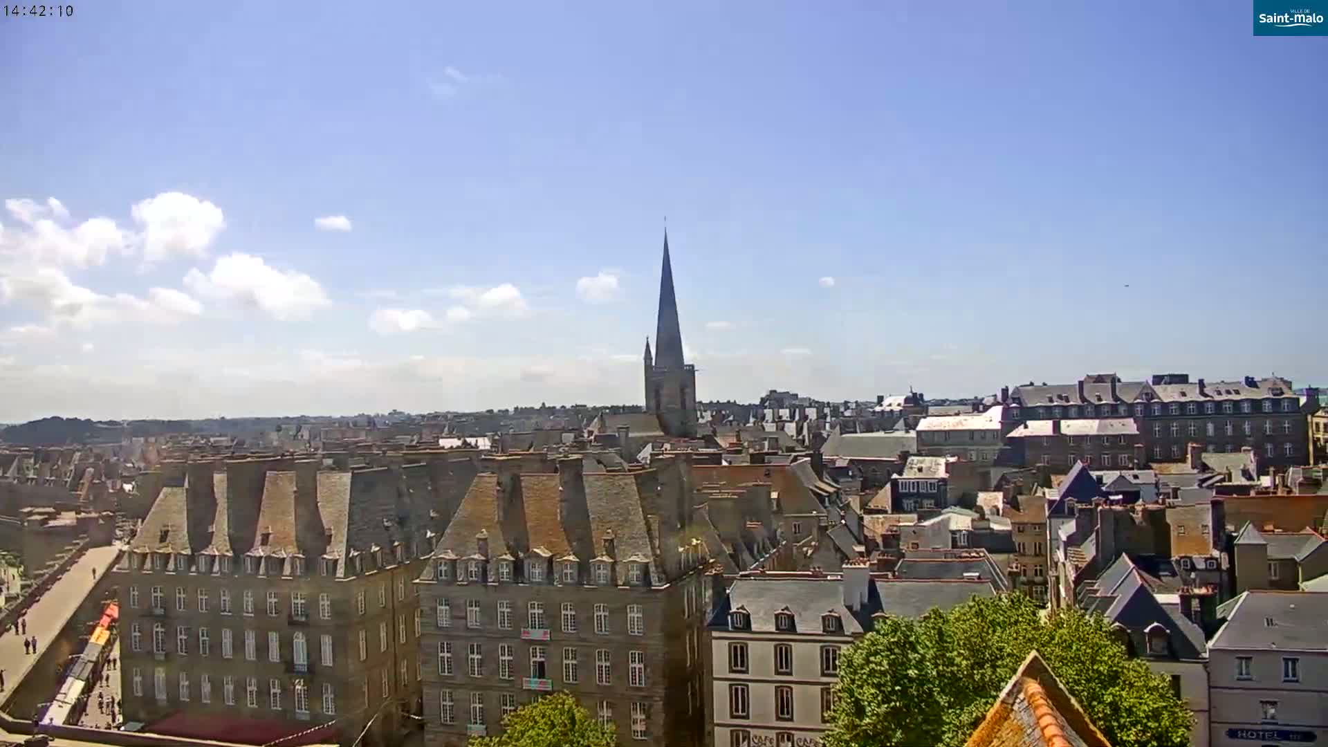 Saint-Malo City Skyline PTZ Live Cam - Saint-Malo, Ille-et-Vilaine, Bretagne, France