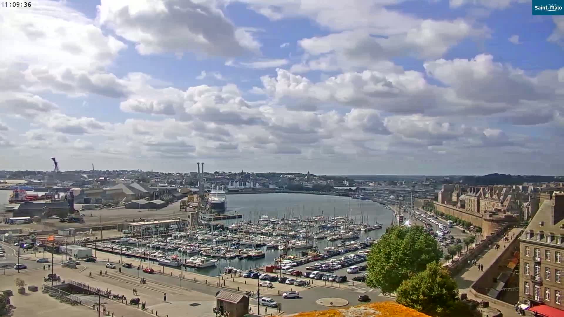 Saint-Malo City Skyline PTZ Live Cam - Saint-Malo, Ille-et-Vilaine, Bretagne, France