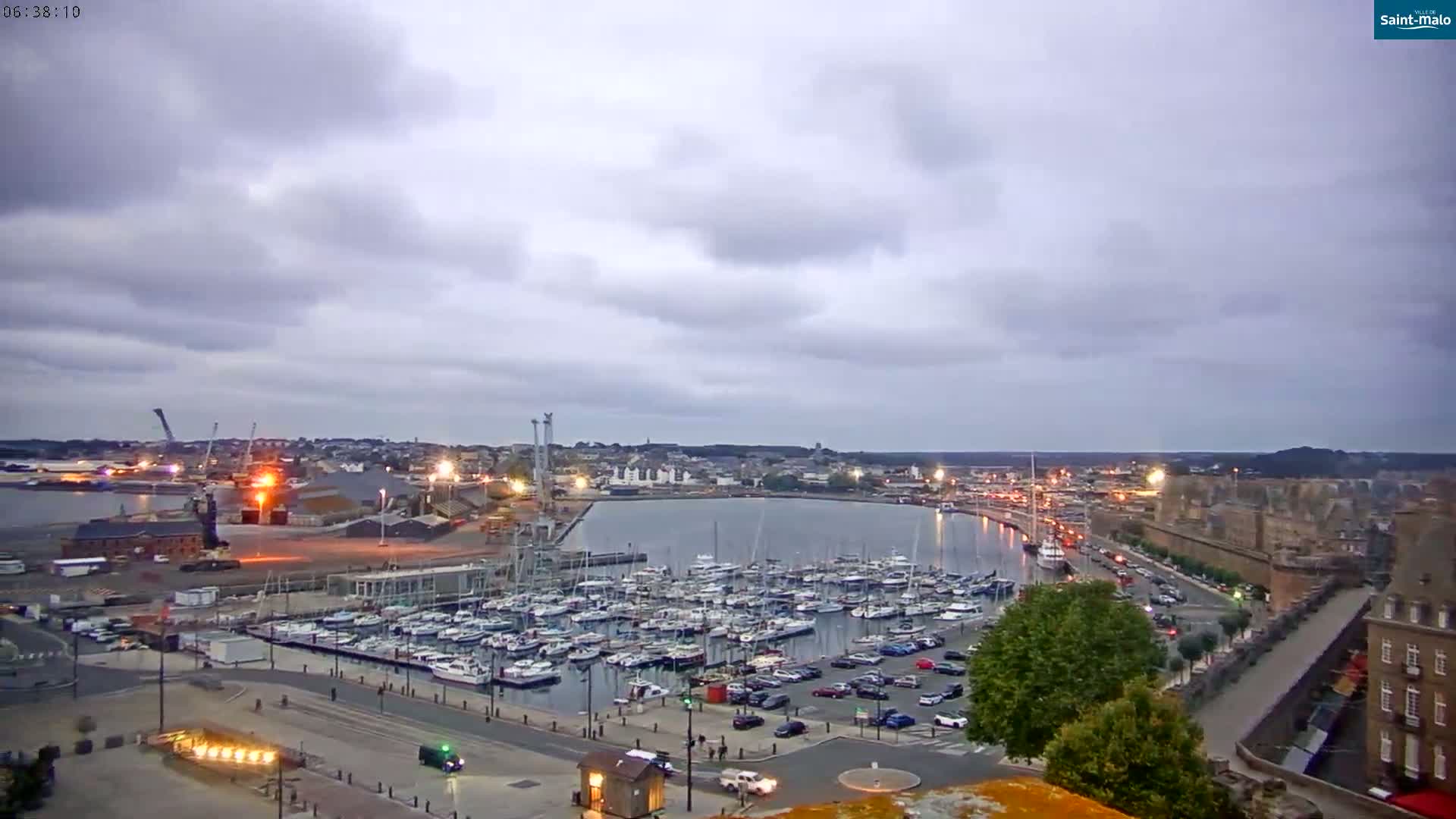 Saint-Malo City Skyline PTZ Live Cam - Saint-Malo, Ille-et-Vilaine, Bretagne, France