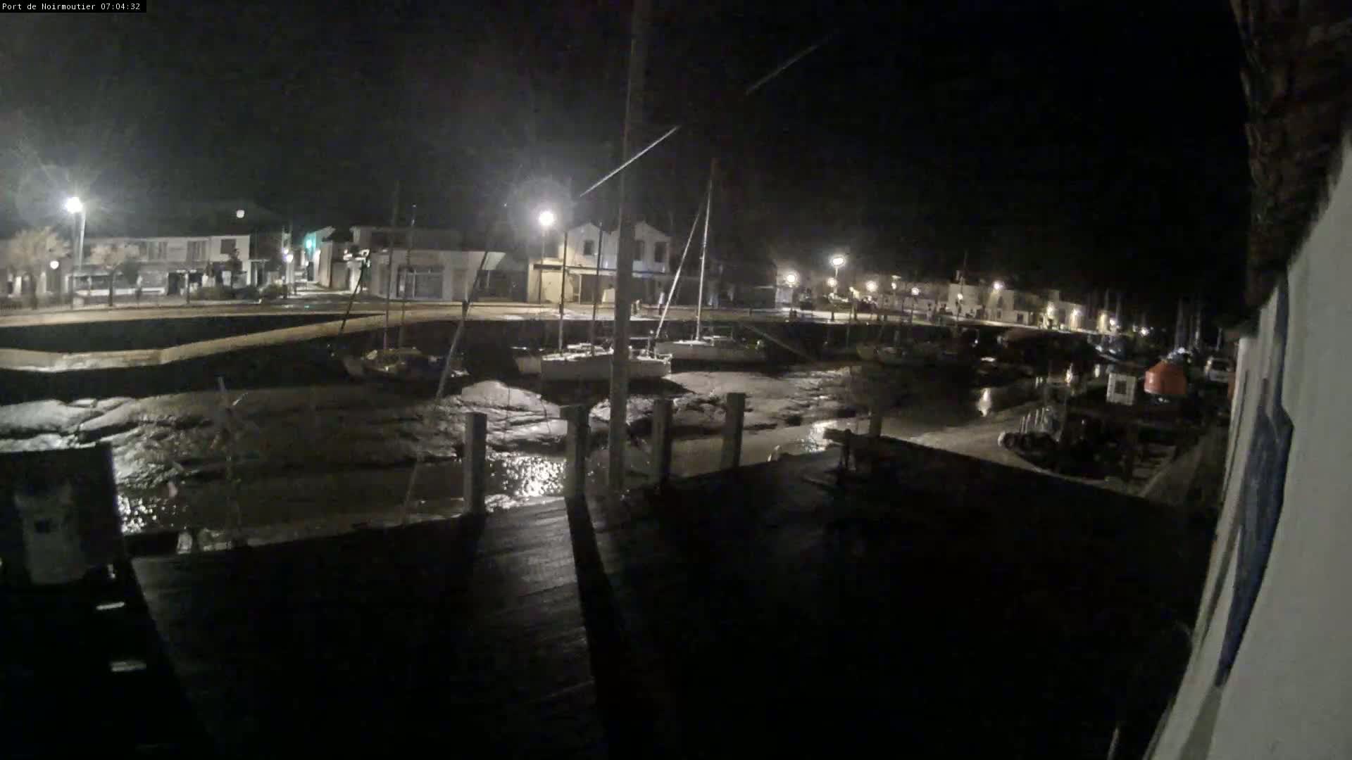 Noirmoutier-en-l'lle Village Live Cam - Les Sables-d'Olonne, Vendée, Pays de la Loire, France