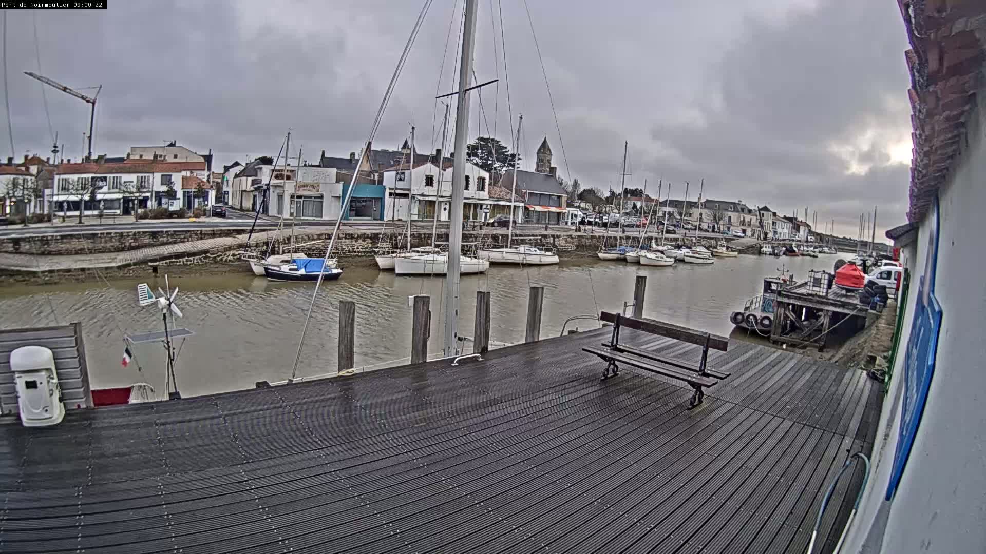 Noirmoutier-en-l'lle Village Live Cam - Les Sables-d'Olonne, Vendée, Pays de la Loire, France