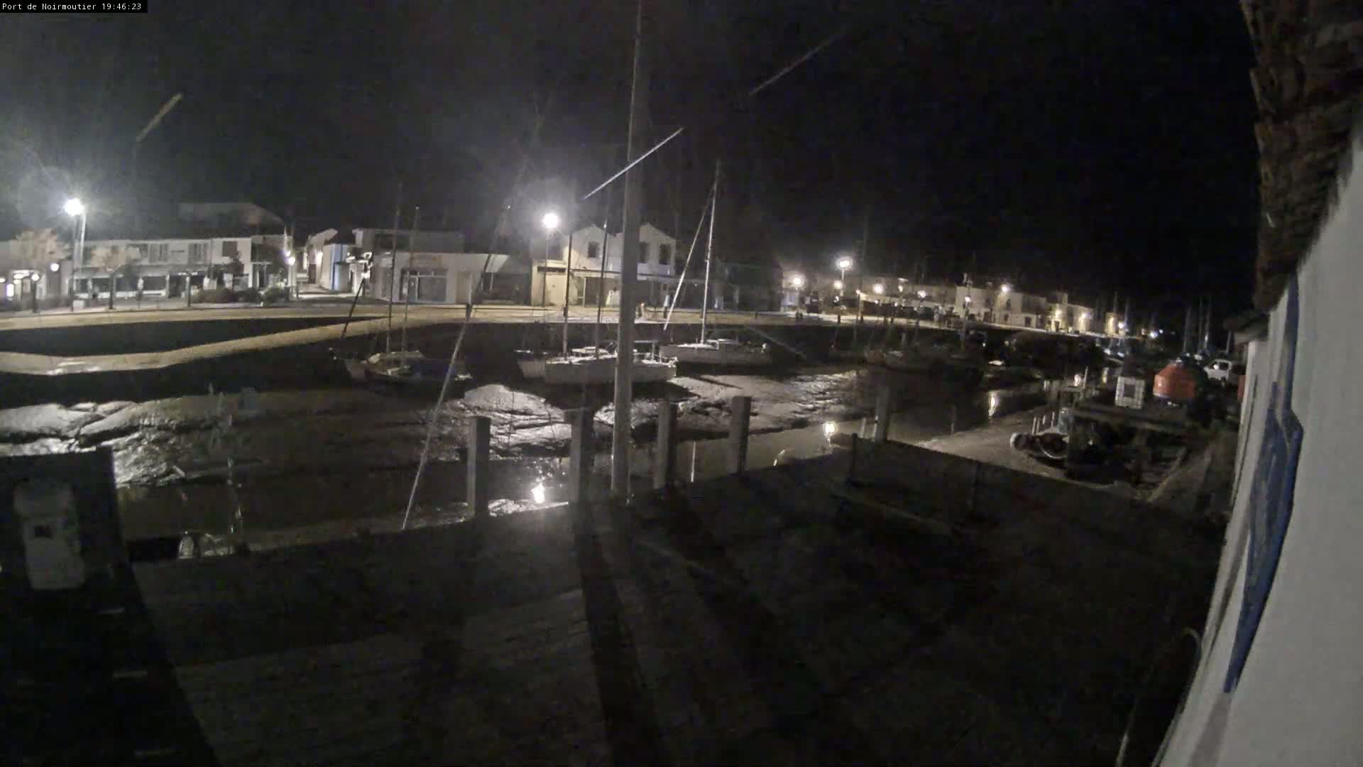 Noirmoutier-en-l'lle Village Live Cam - Les Sables-d'Olonne, Vendée, Pays de la Loire, France
