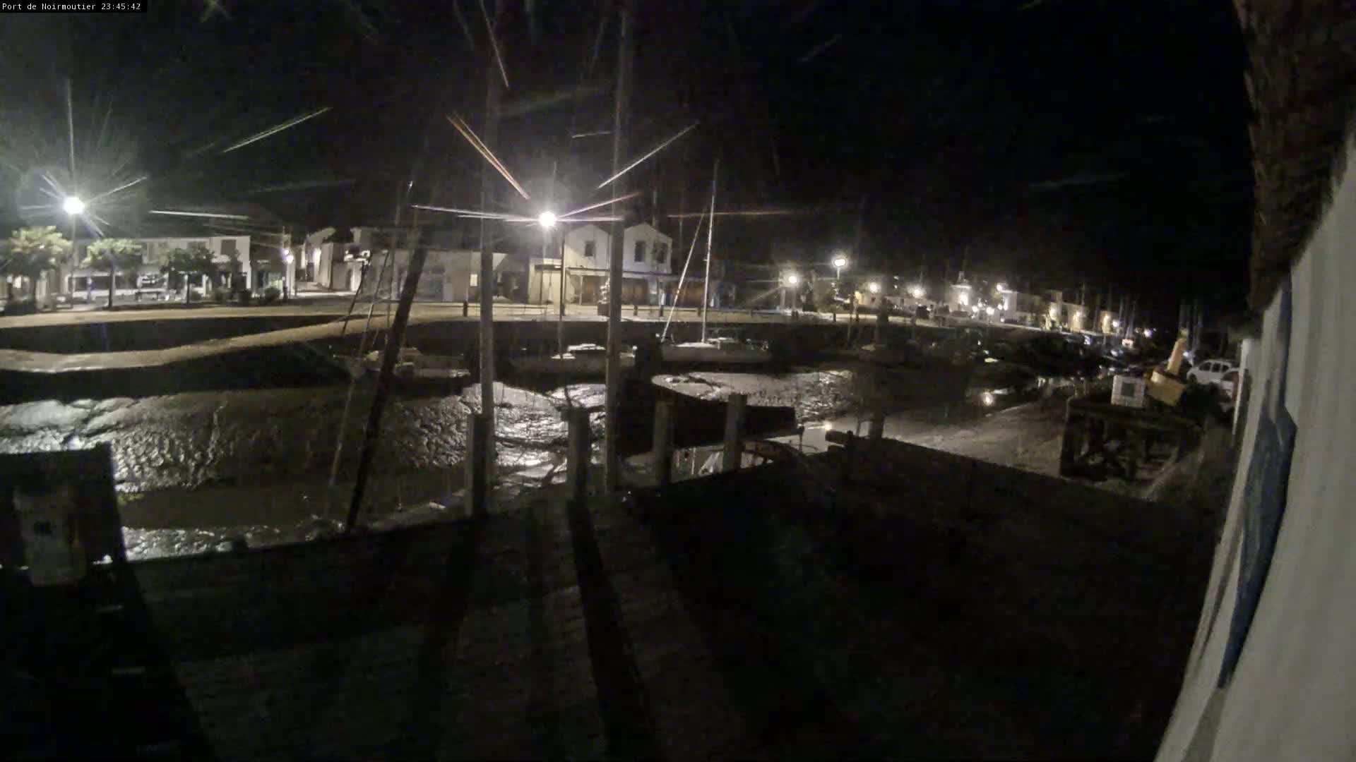 Noirmoutier-en-l'lle Village Live Cam - Les Sables-d'Olonne, Vendée, Pays de la Loire, France