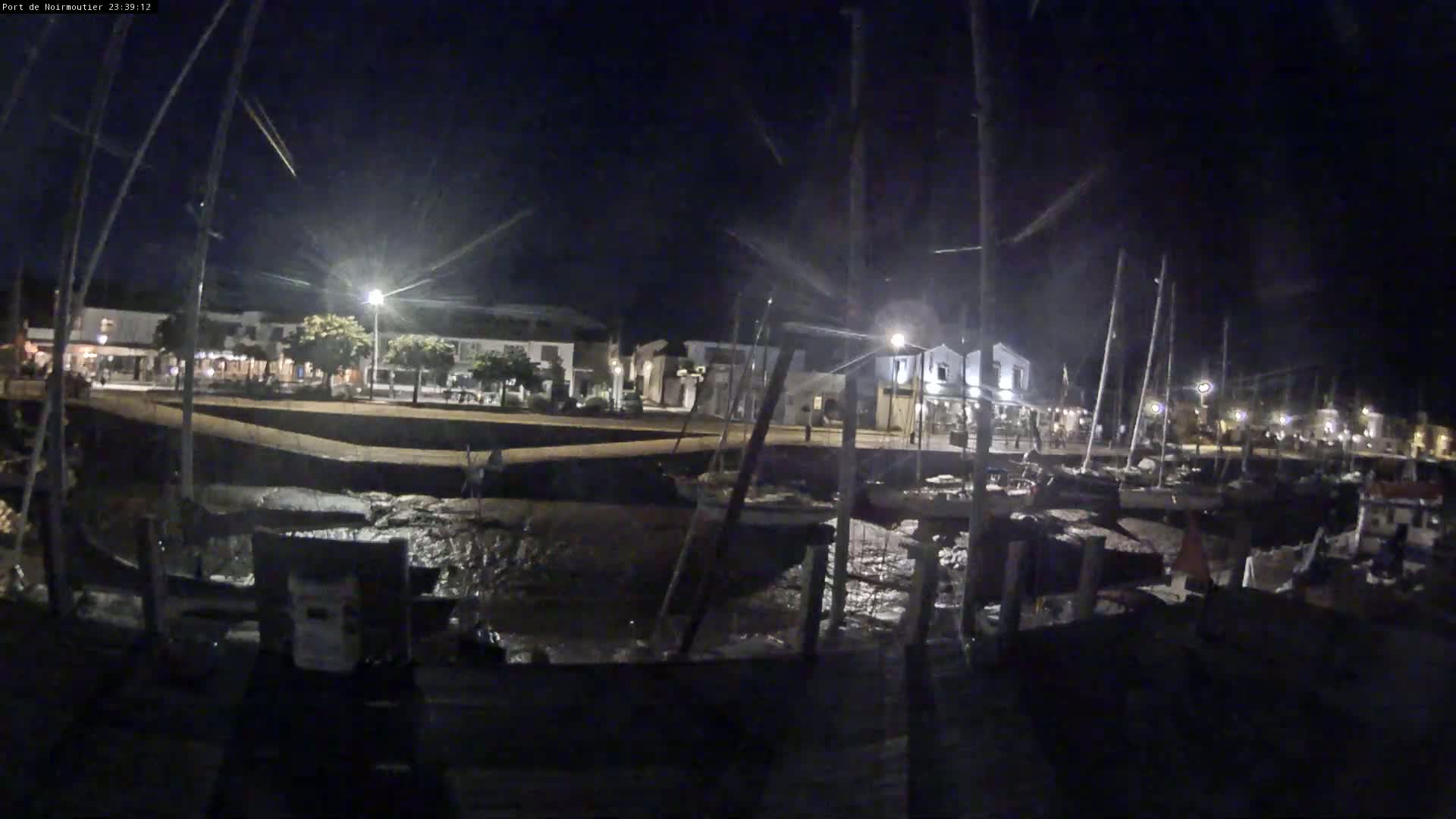 Noirmoutier-en-l'lle Village Live Cam - Les Sables-d'Olonne, Vendée, Pays de la Loire, France