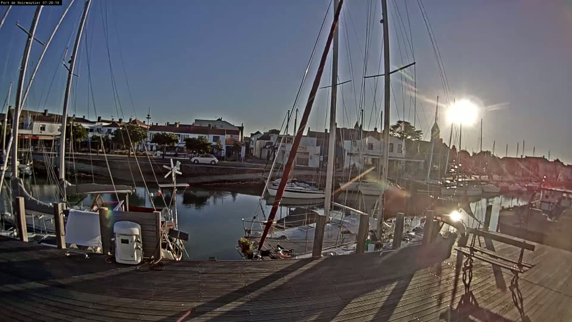 Noirmoutier-en-l'lle Village Live Cam - Les Sables-d'Olonne, Vendée, Pays de la Loire, France