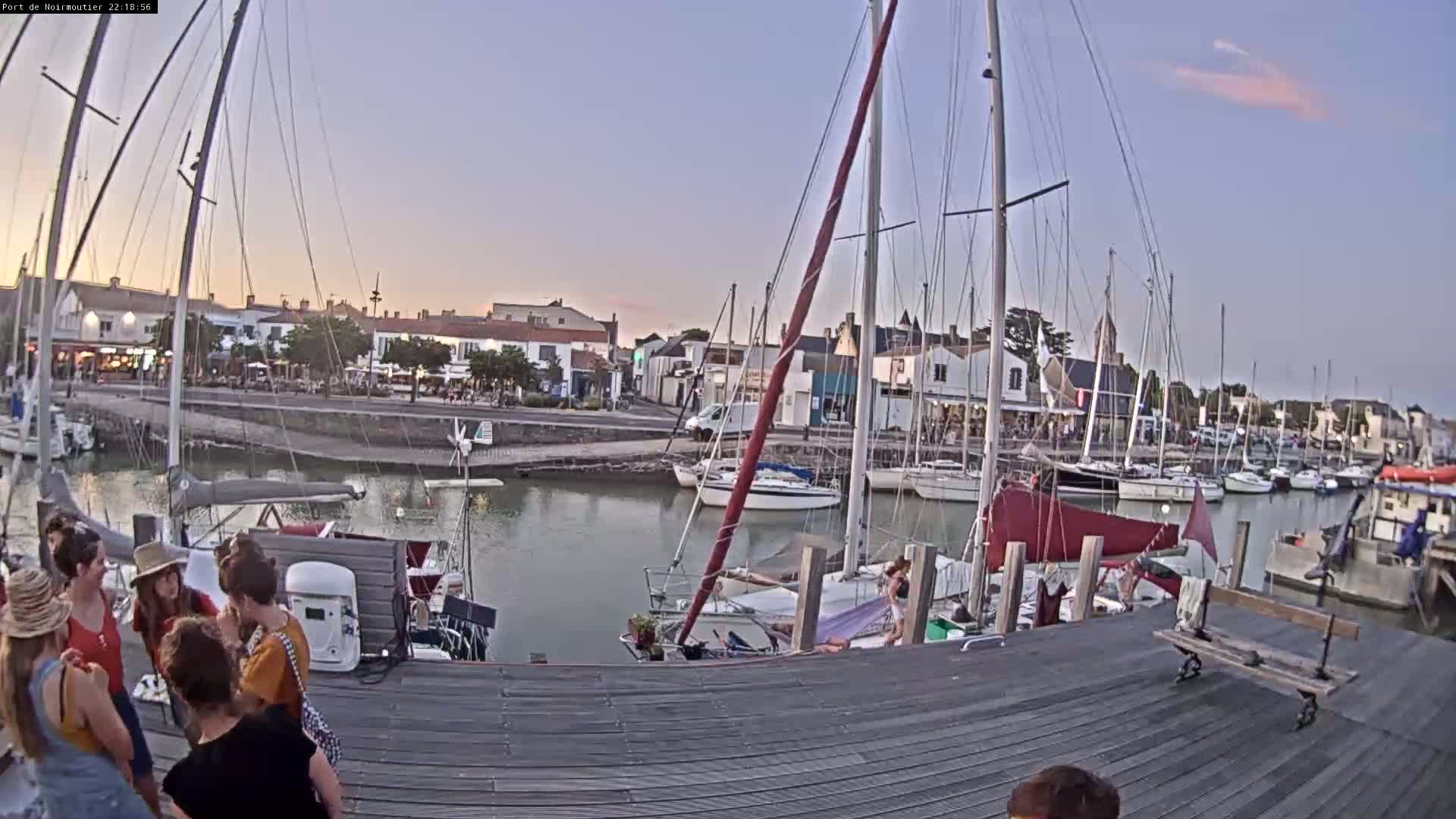 Noirmoutier-en-l'lle Village Live Cam - Les Sables-d'Olonne, Vendée, Pays de la Loire, France
