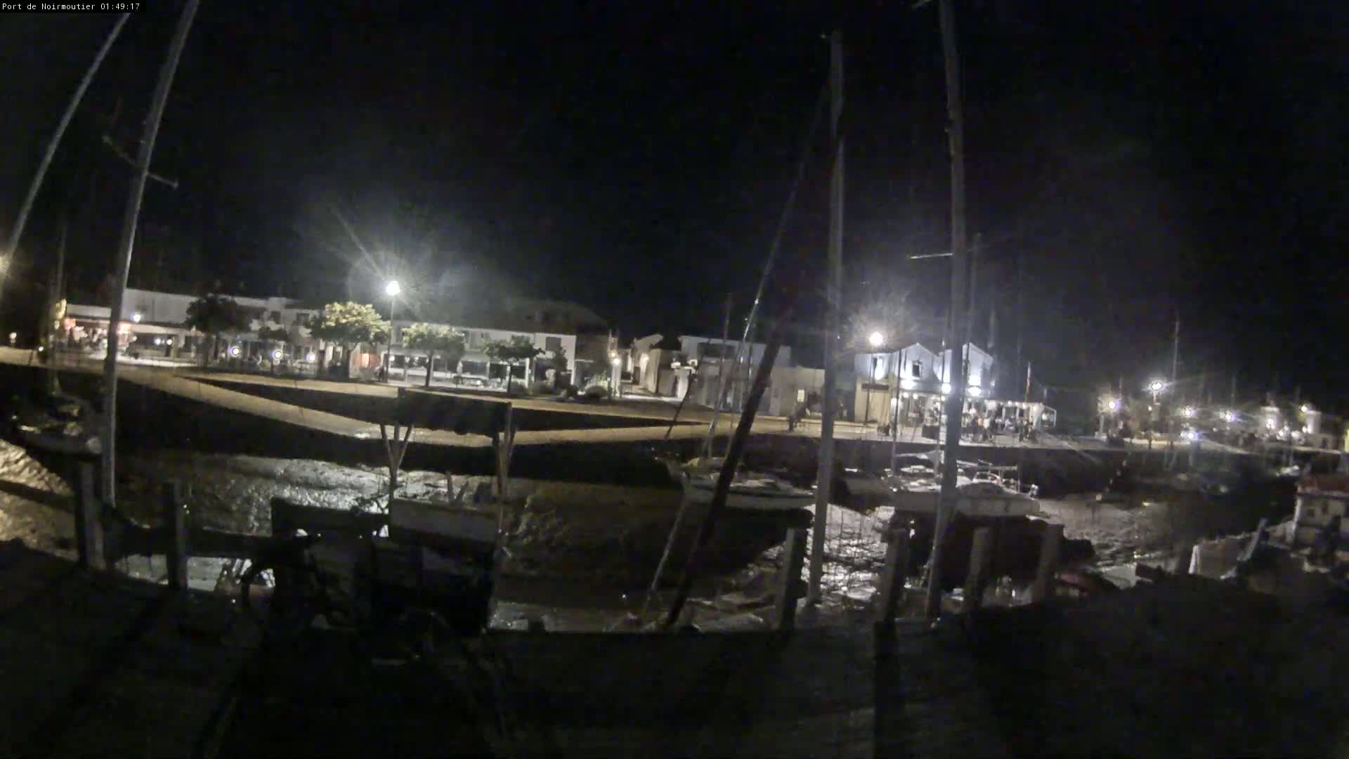 Noirmoutier-en-l'lle Village Live Cam - Les Sables-d'Olonne, Vendée, Pays de la Loire, France