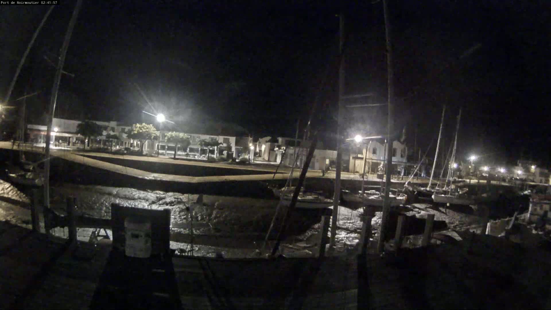 Noirmoutier-en-l'lle Village Live Cam - Les Sables-d'Olonne, Vendée, Pays de la Loire, France