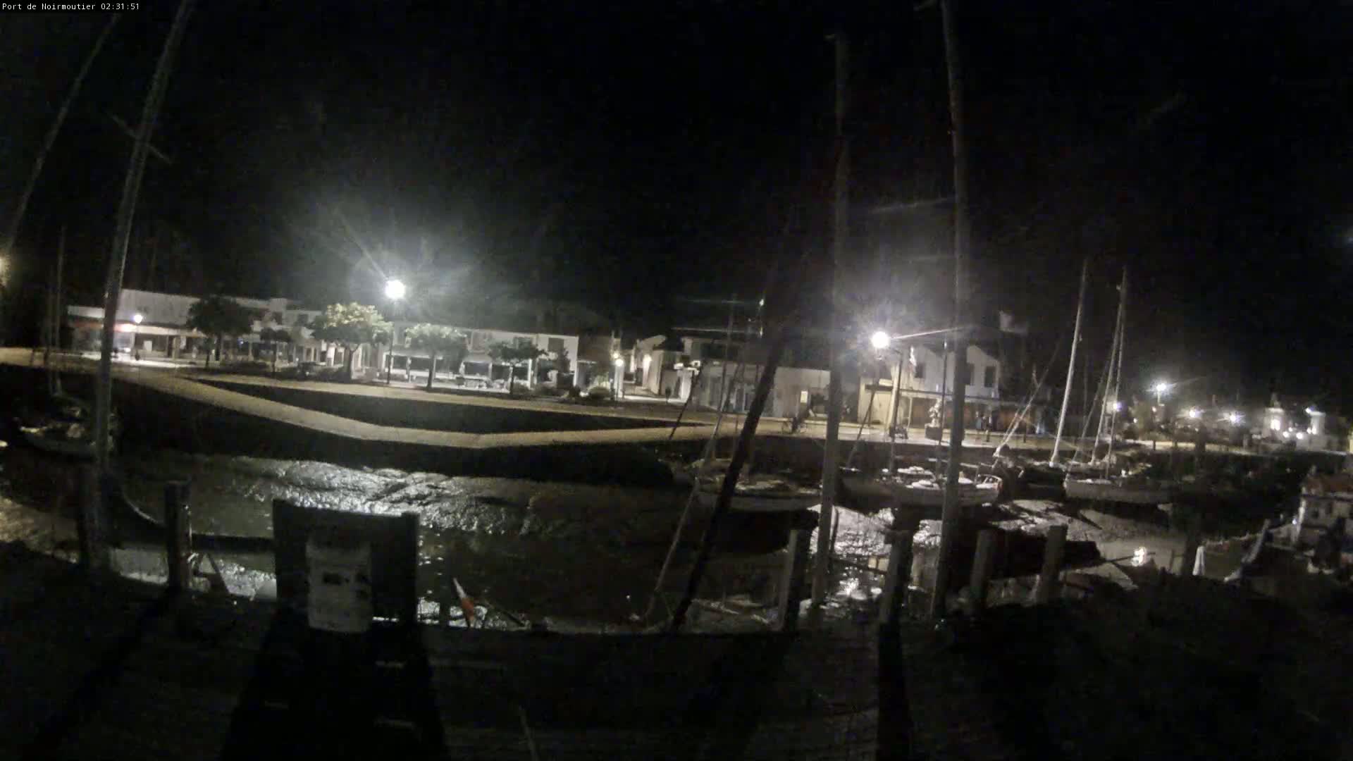 Noirmoutier-en-l'lle Village Live Cam - Les Sables-d'Olonne, Vendée, Pays de la Loire, France