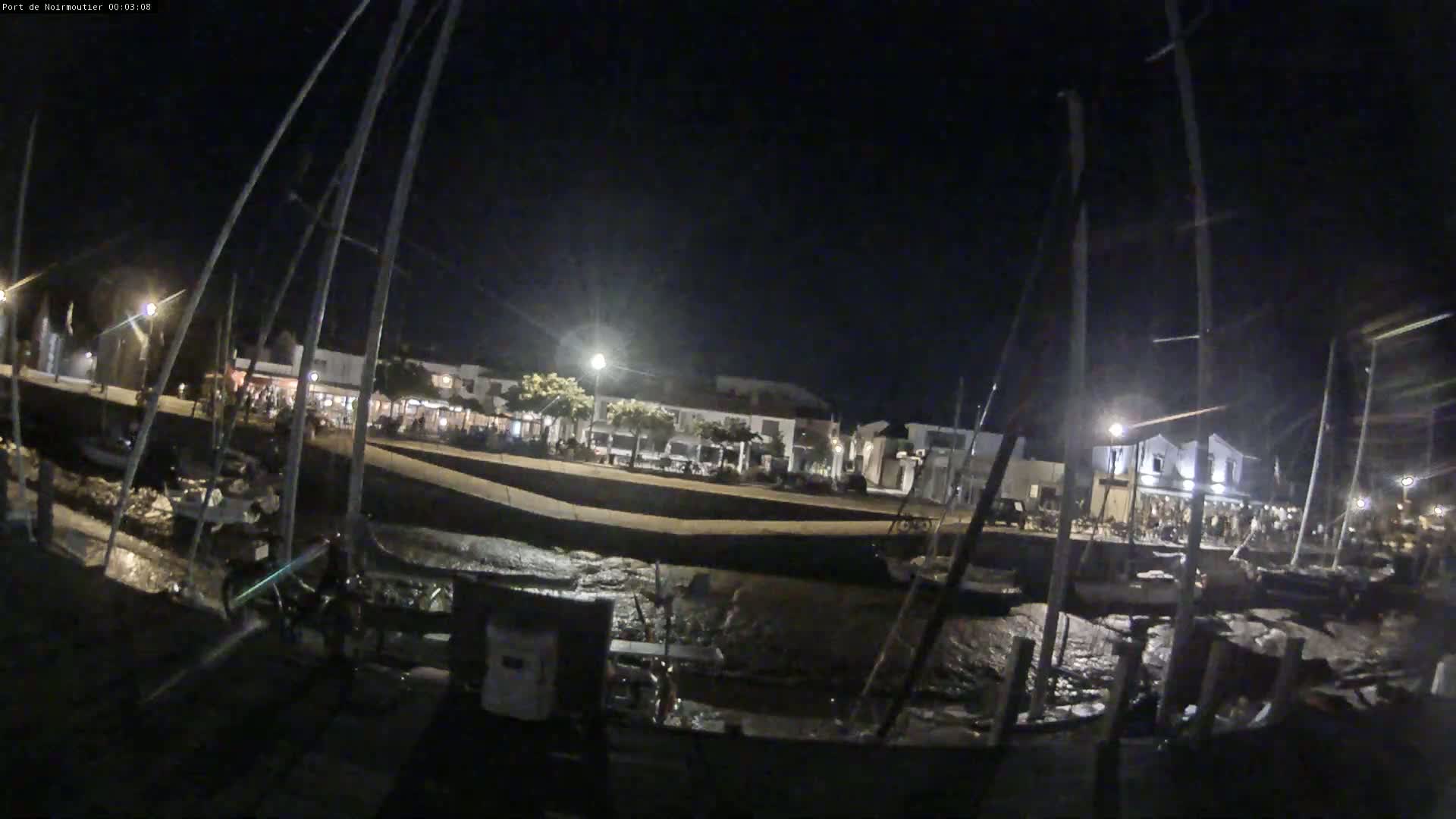 Noirmoutier-en-l'lle Village Live Cam - Les Sables-d'Olonne, Vendée, Pays de la Loire, France