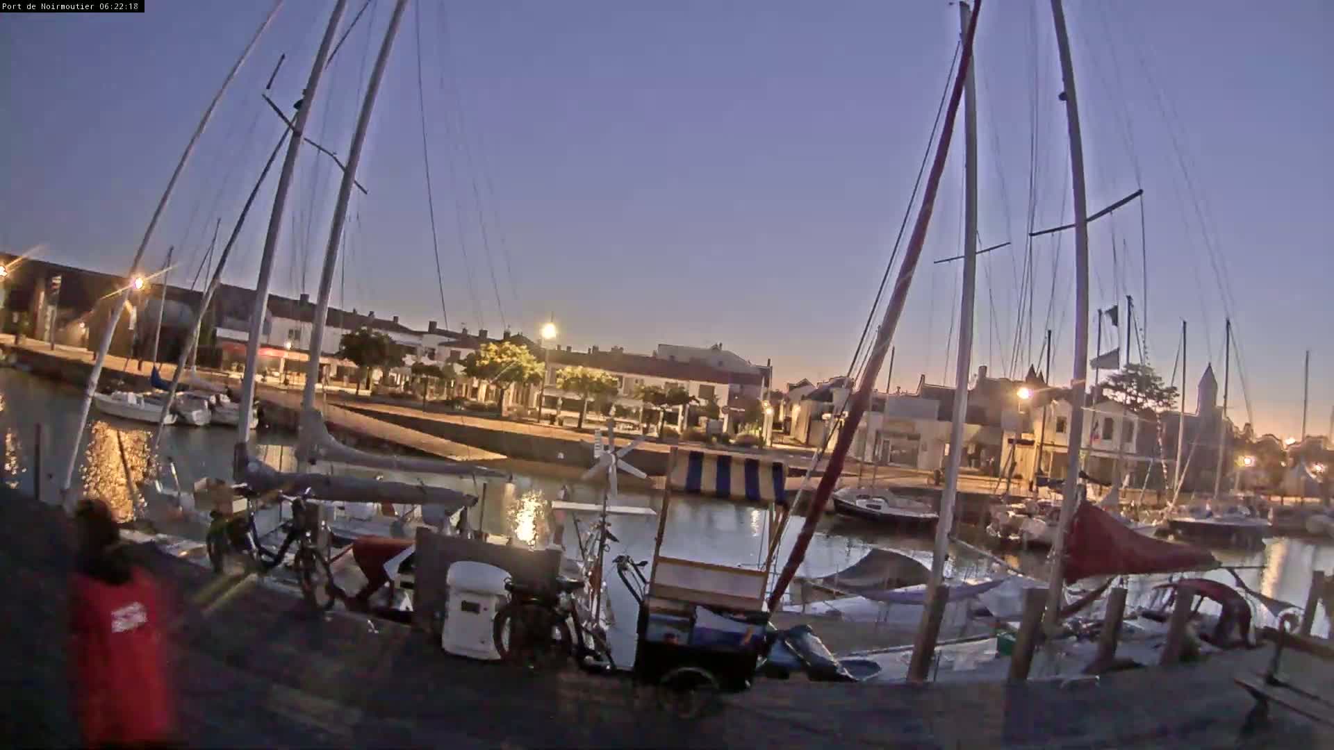 Noirmoutier-en-l'lle Village Live Cam - Les Sables-d'Olonne, Vendée, Pays de la Loire, France