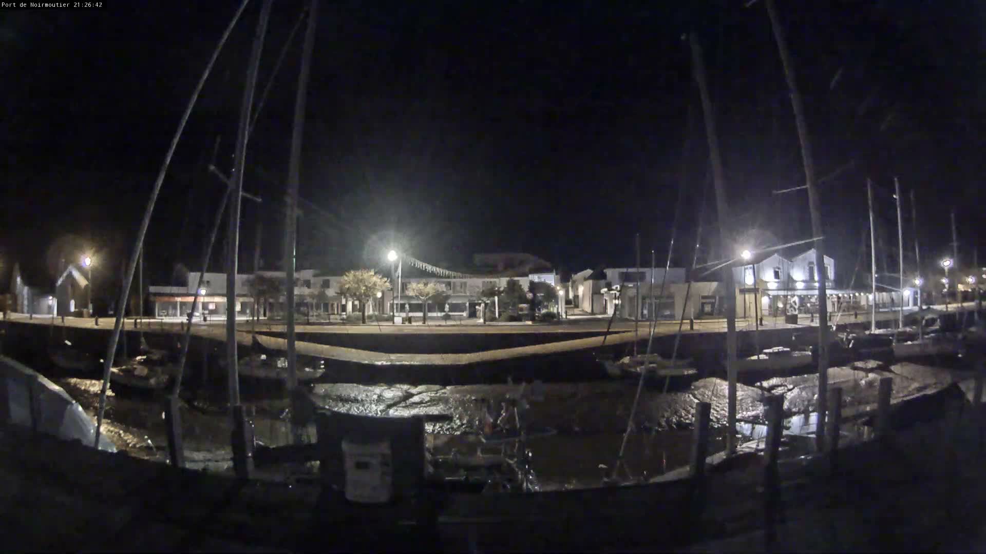 Noirmoutier-en-l'lle Village Live Cam - Les Sables-d'Olonne, Vendée, Pays de la Loire, France