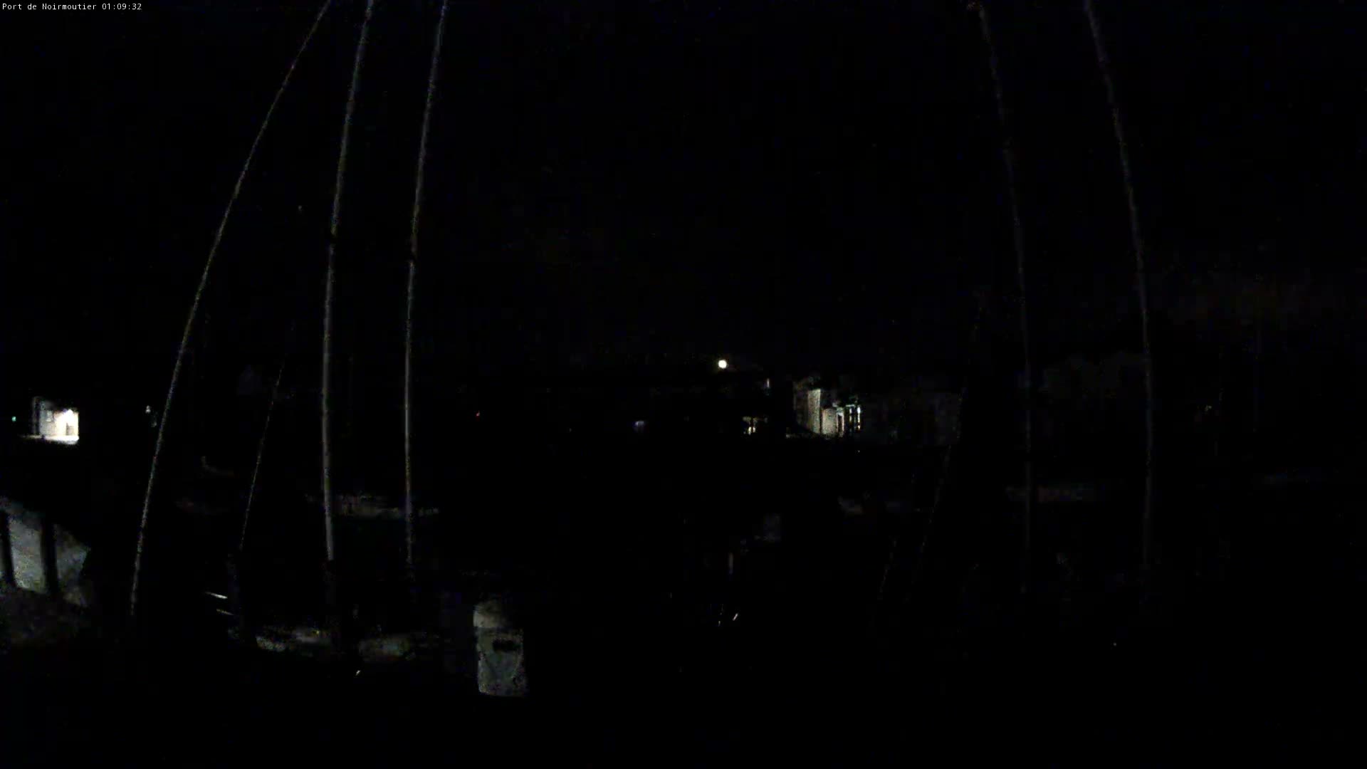 Noirmoutier-en-l'lle Village Live Cam - Les Sables-d'Olonne, Vendée, Pays de la Loire, France