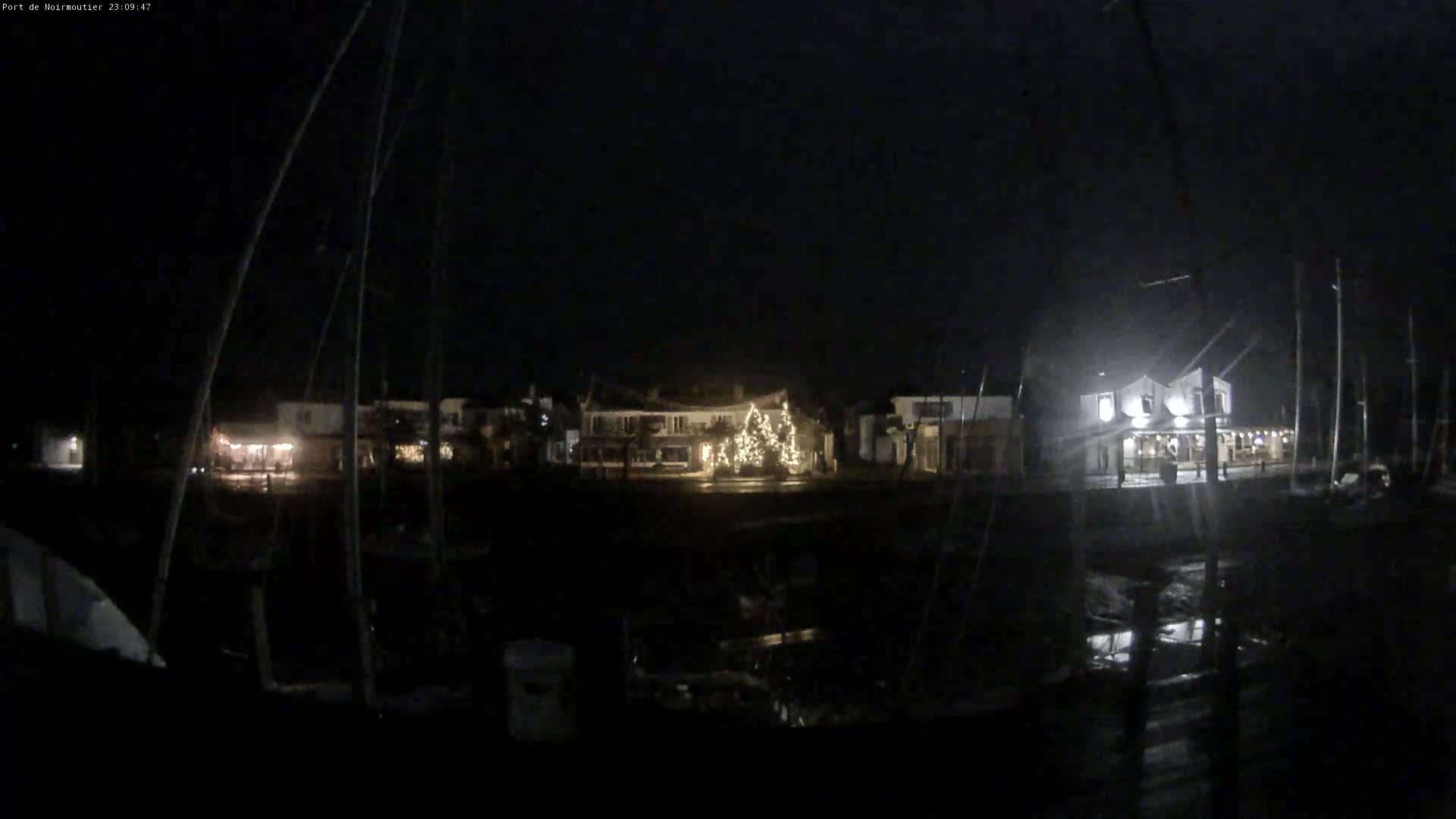 Noirmoutier-en-l'lle Village Live Cam - Les Sables-d'Olonne, Vendée, Pays de la Loire, France